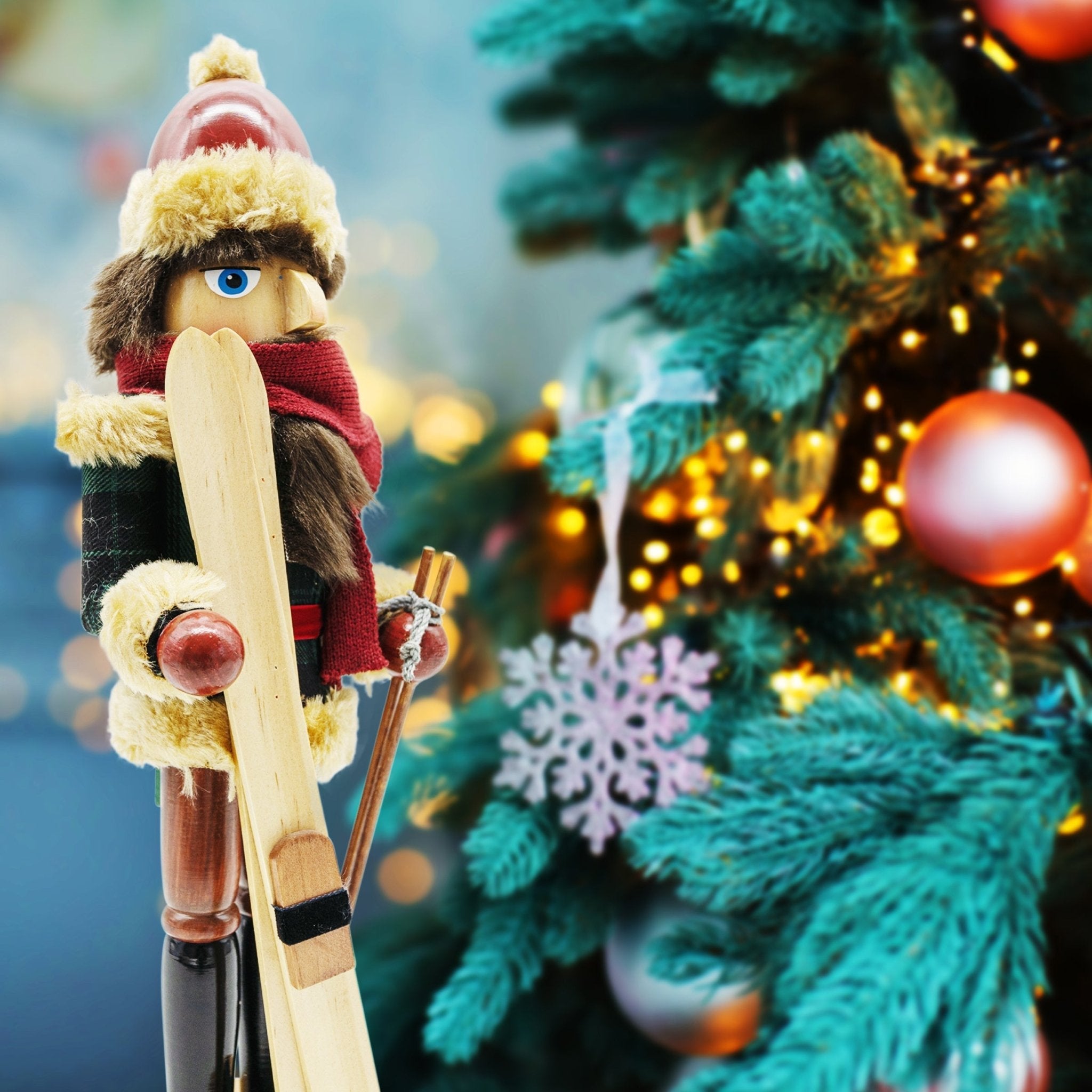 14-inch Wooden Nutcrackers Christmas Decoration Figures (Skier)