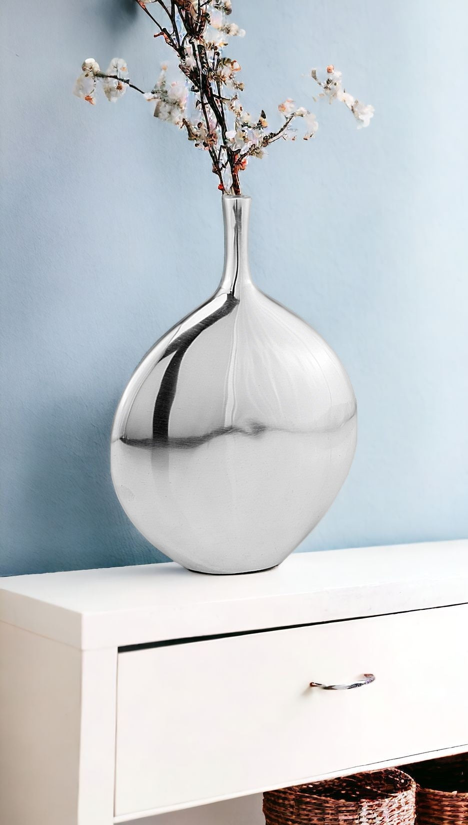 Mod Buffed Silver Long Neck Disc Vase