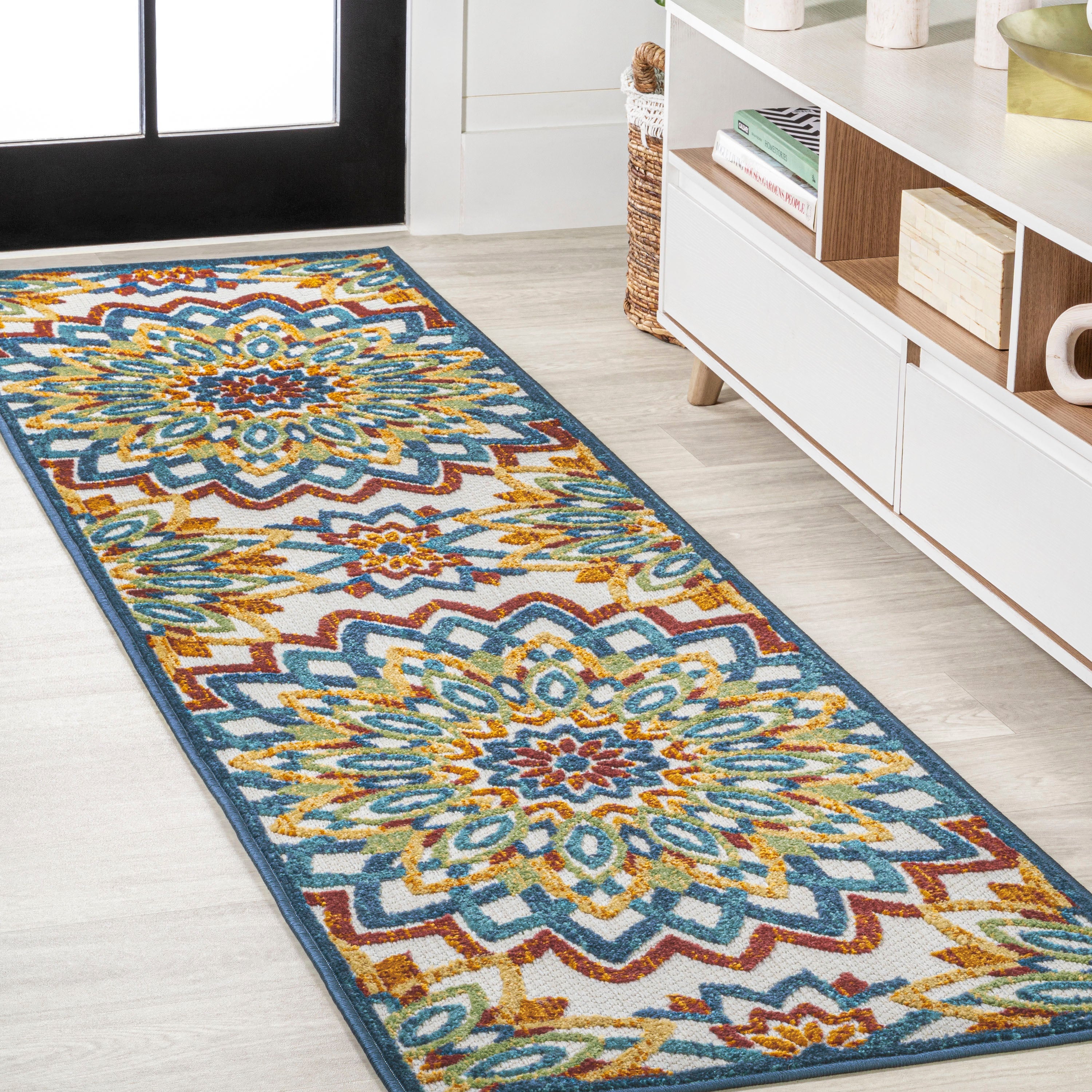 Flora Abstract Bold Mandala High-Low Indoor/Outdoor Runner Rug