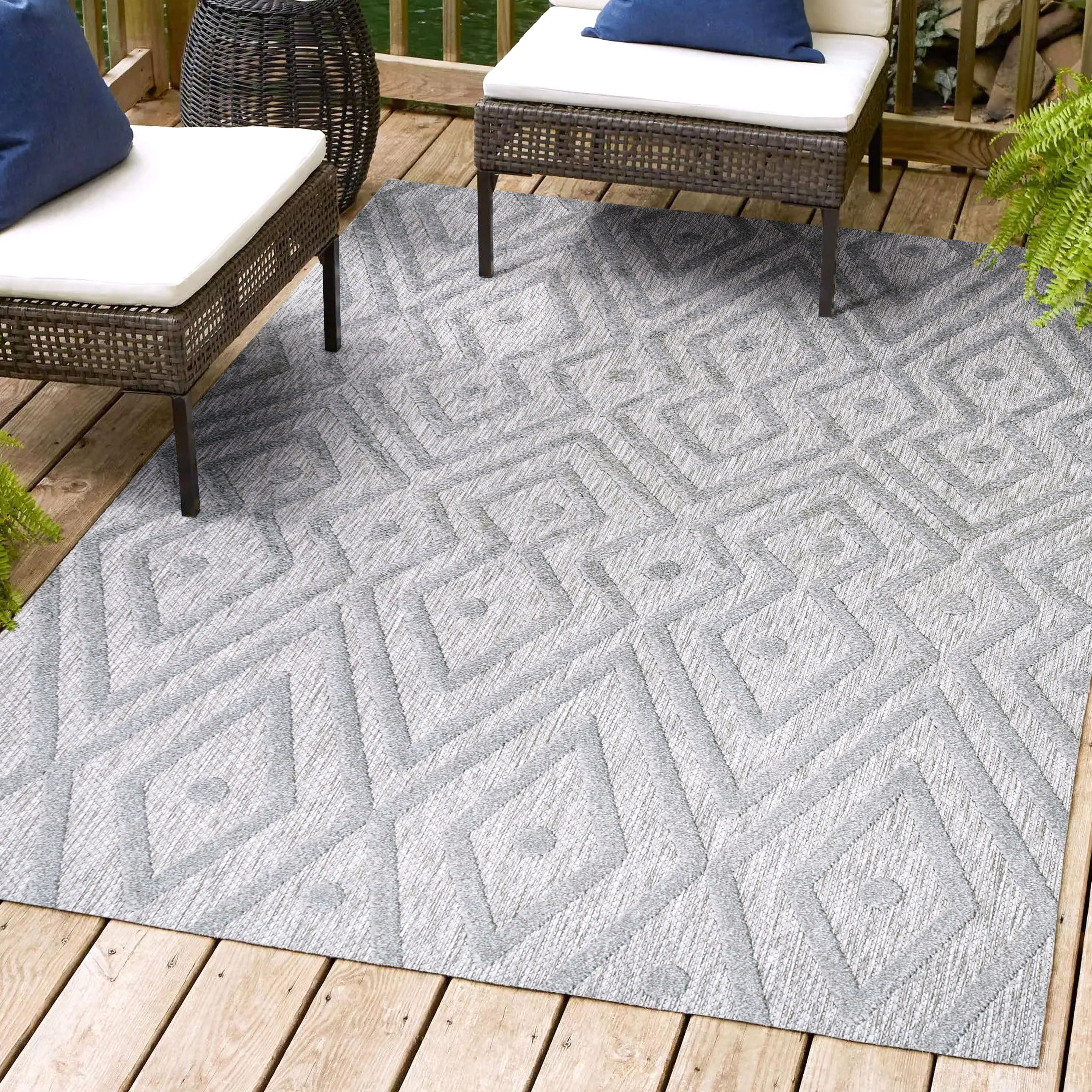 Balansat Moroccan Diamond Indoor/Outdoor Area Rug