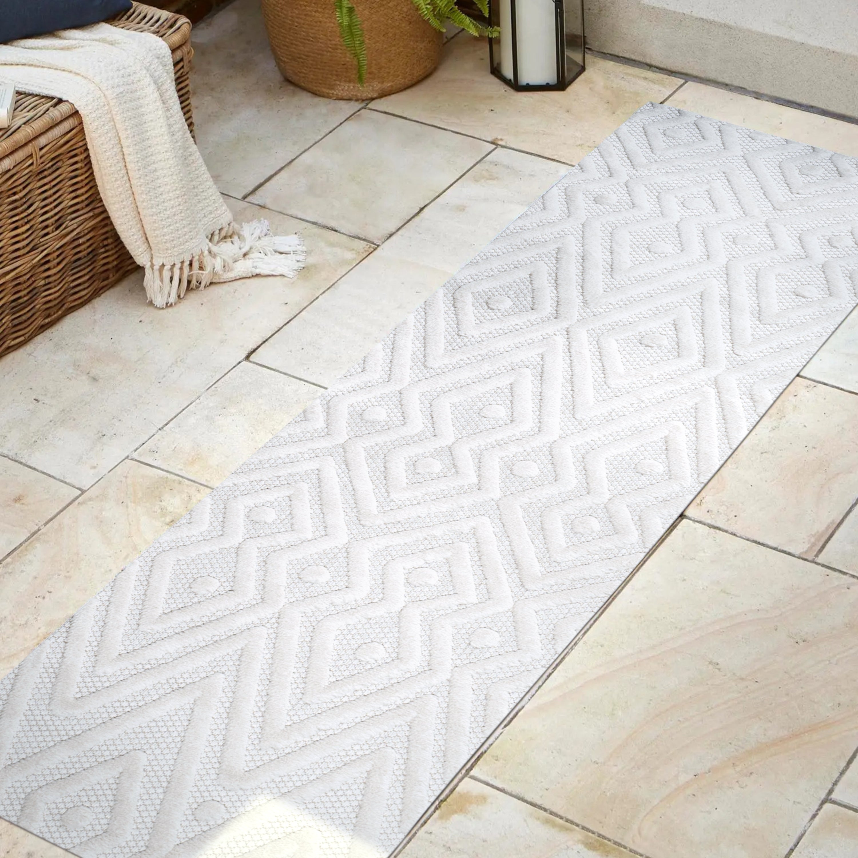 Balansat Moroccan Diamond Indoor/Outdoor Runner Rug