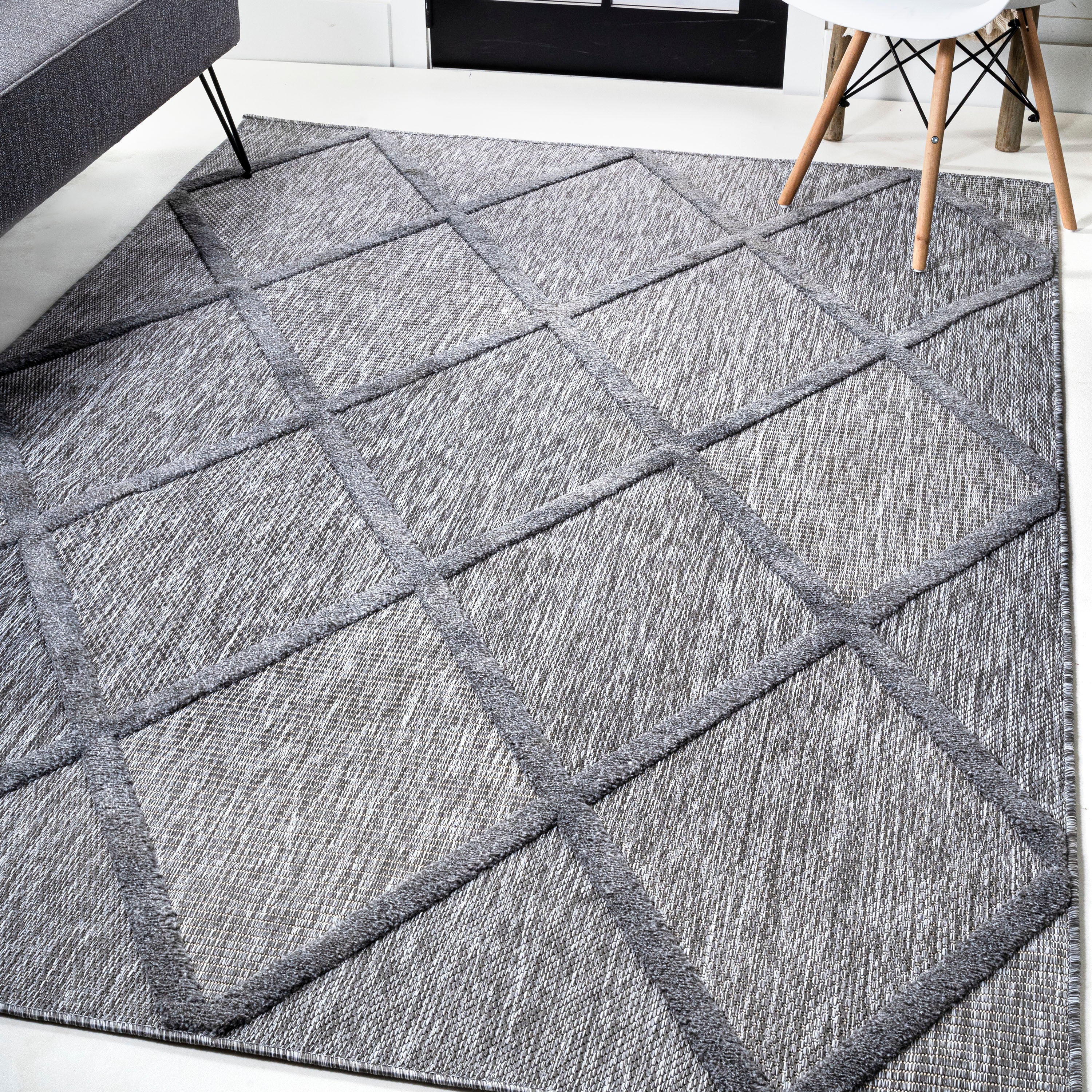 Salines Diamond Trellis Indoor/Outdoor Area Rug