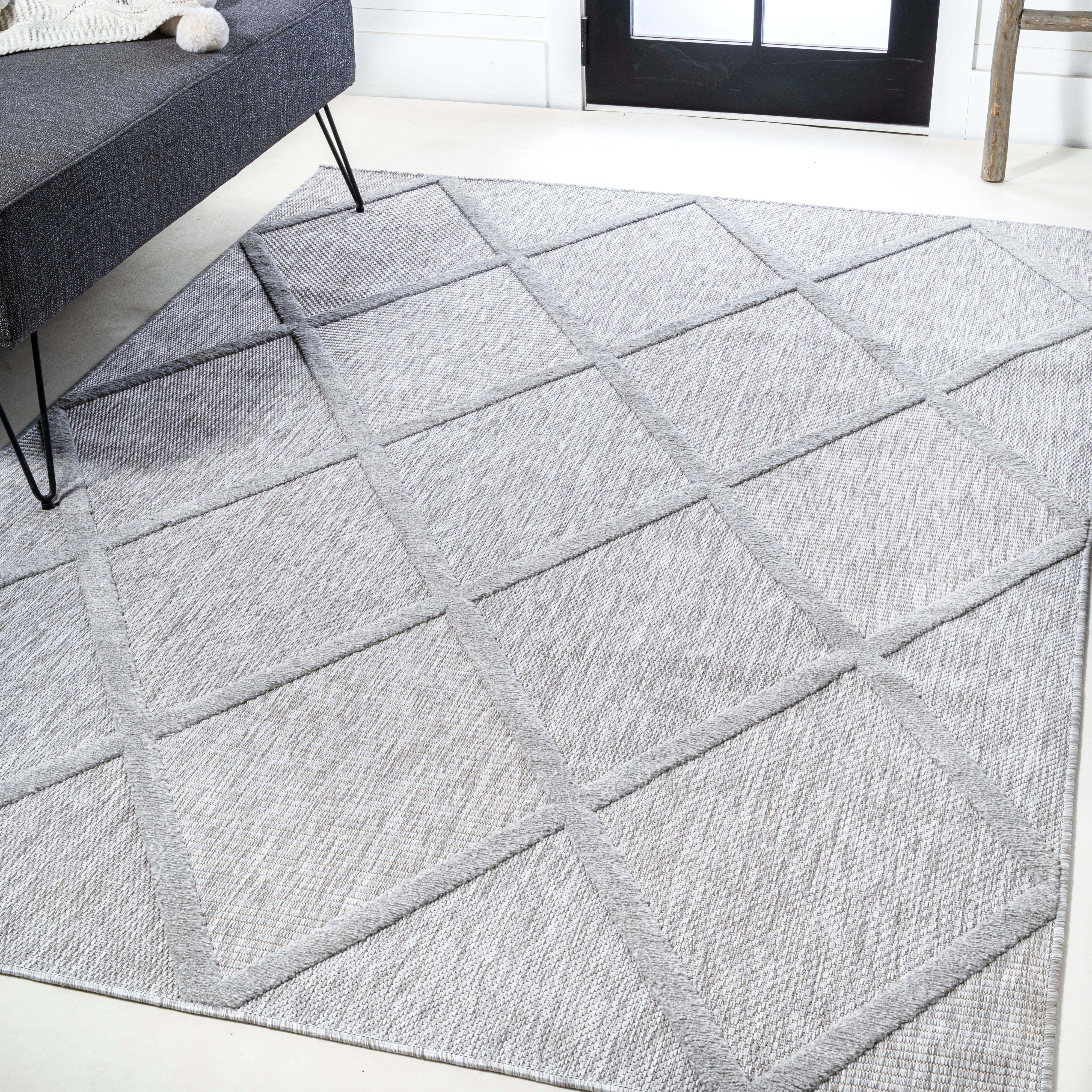 Salines Diamond Trellis Indoor/Outdoor Area Rug