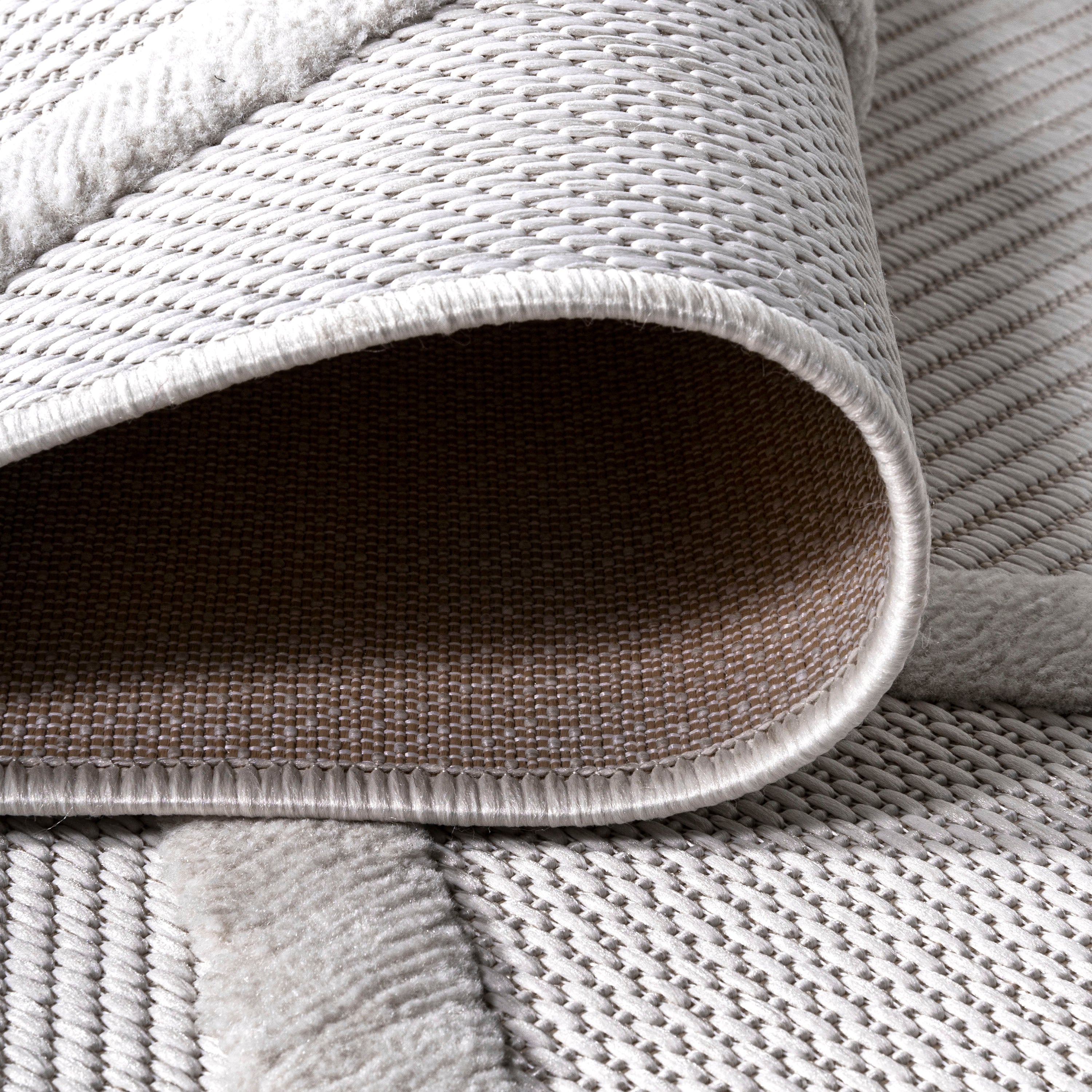 Salines Diamond Trellis Indoor/Outdoor Runner Rug