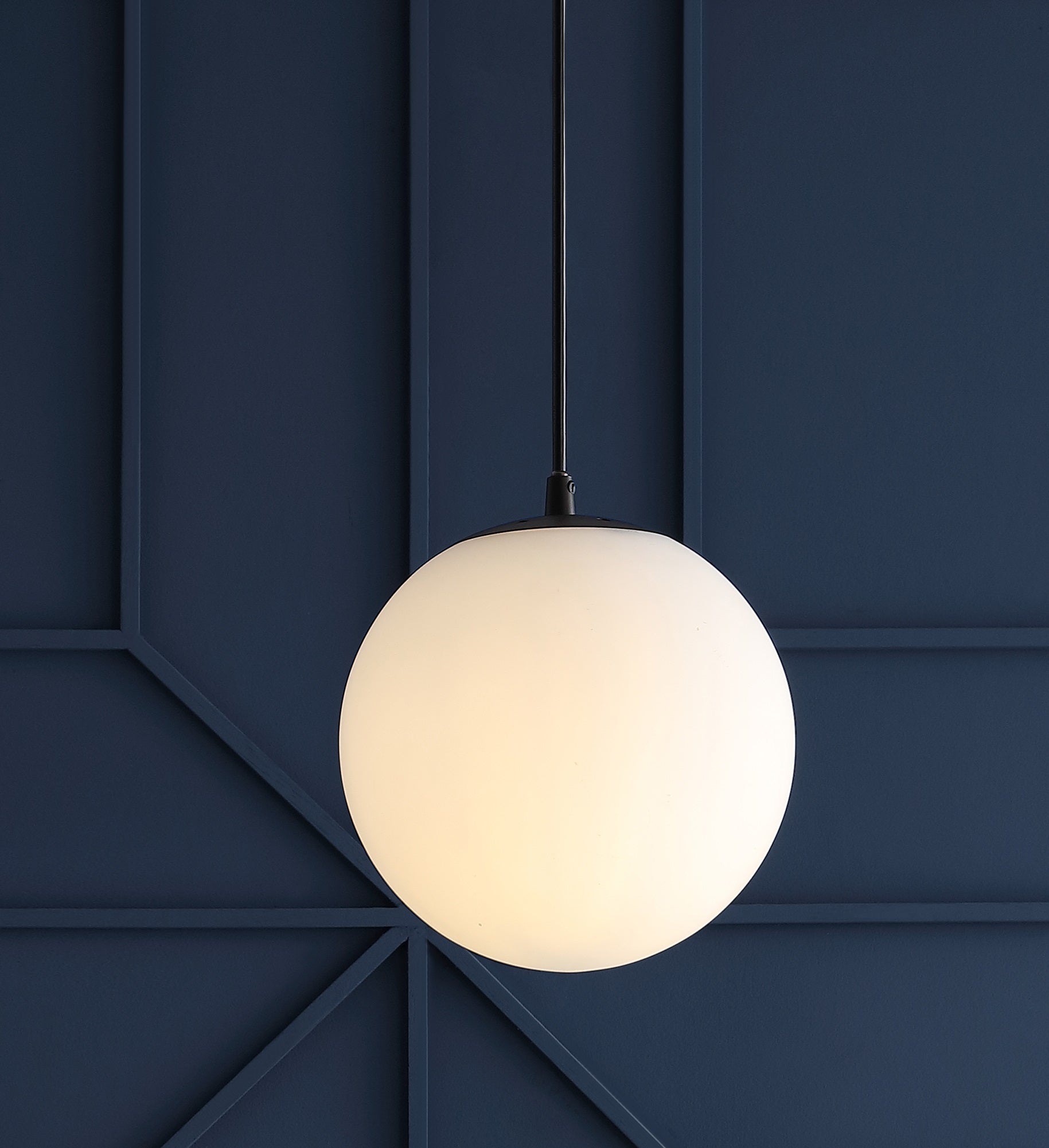 Bleecker Metal/Glass Globe LED Pendant