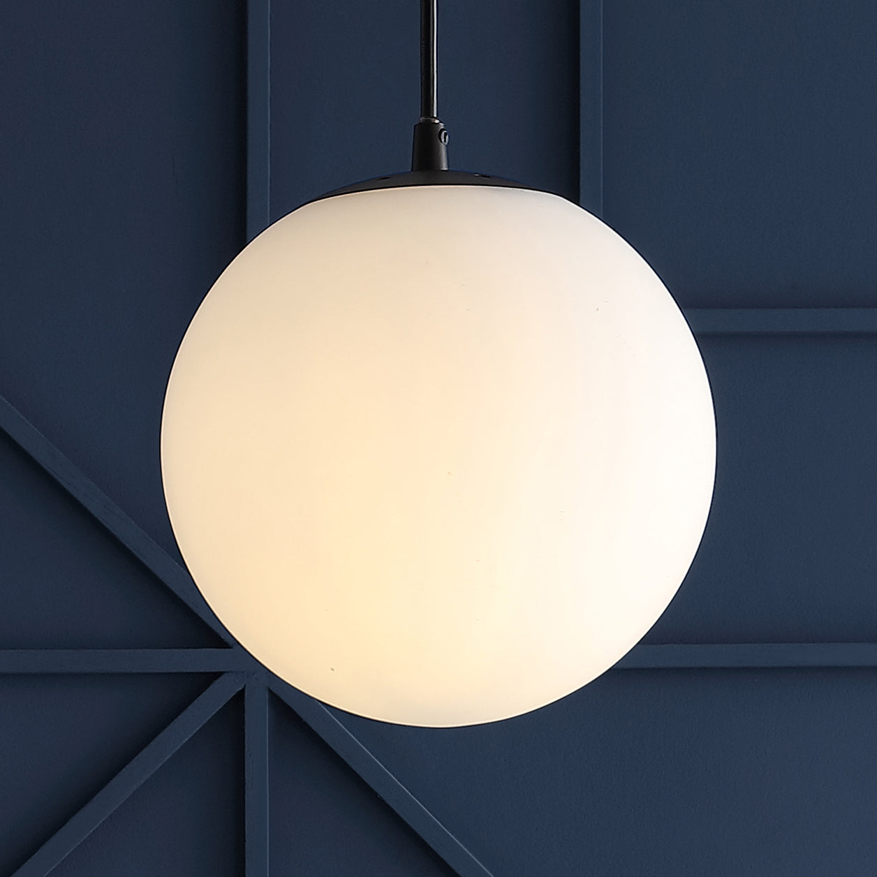 Bleecker Metal/Glass Globe LED Pendant