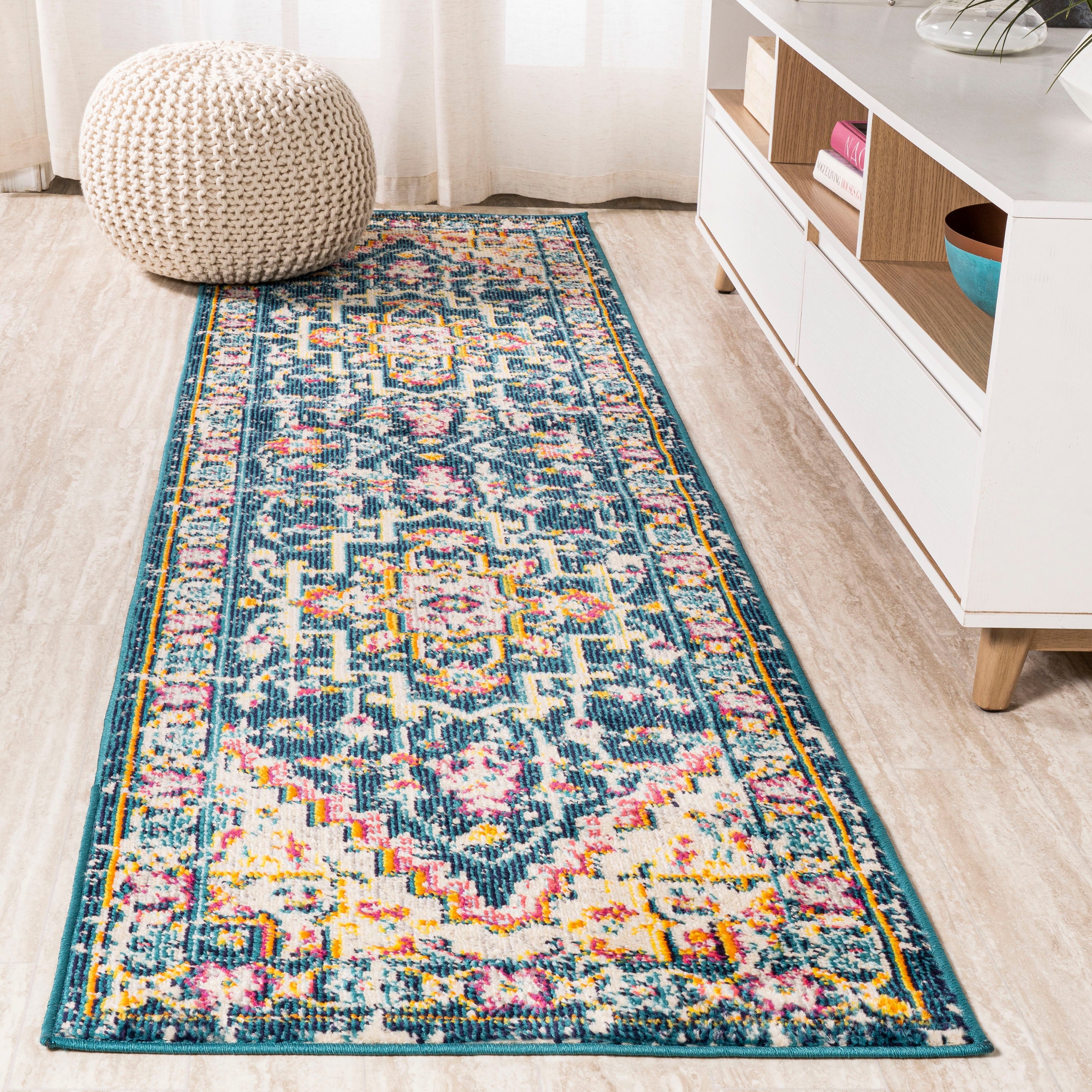 Brooklyn Geometric Medallion Runner Rug