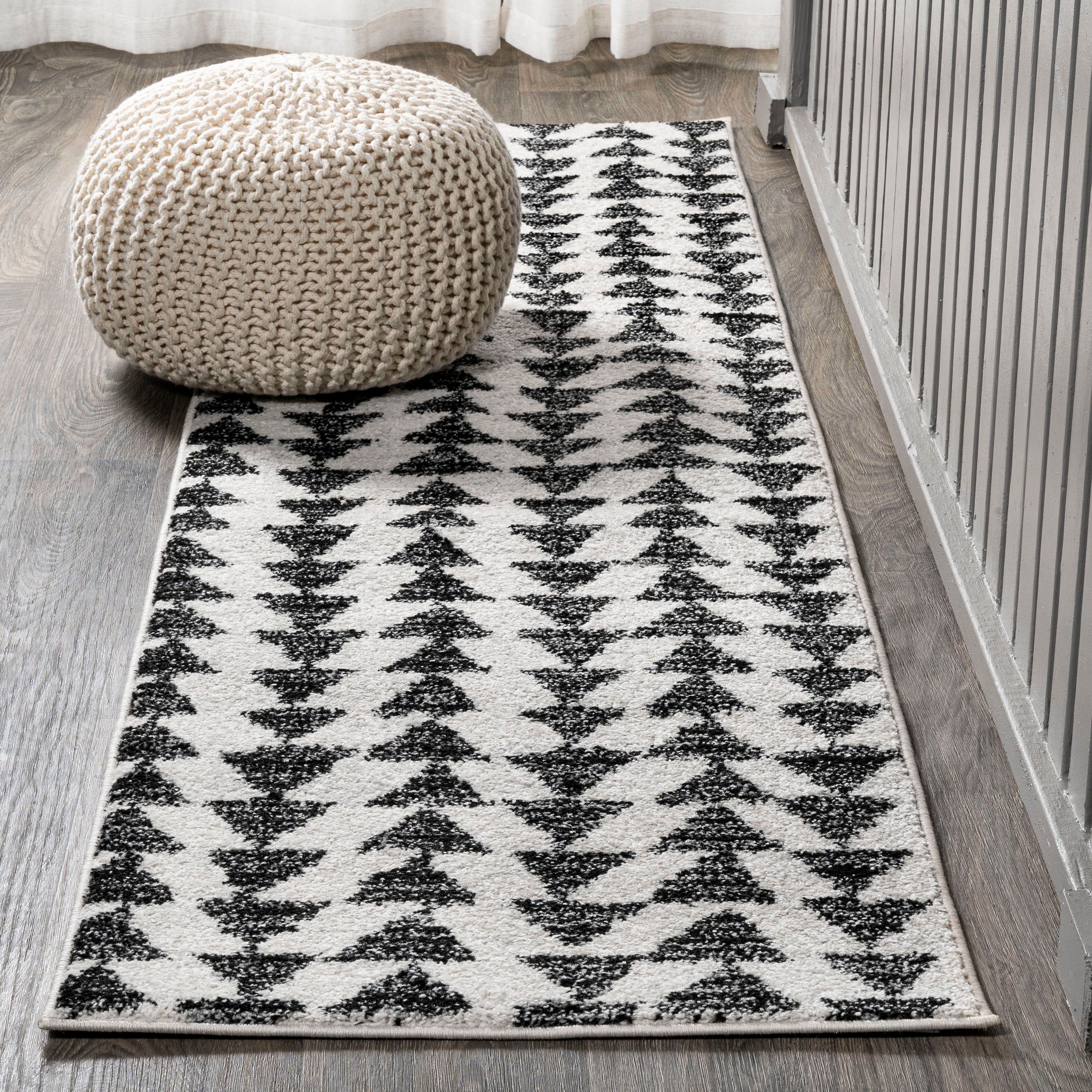 Aisha Moroccan Triangle Geometric Runner Rug