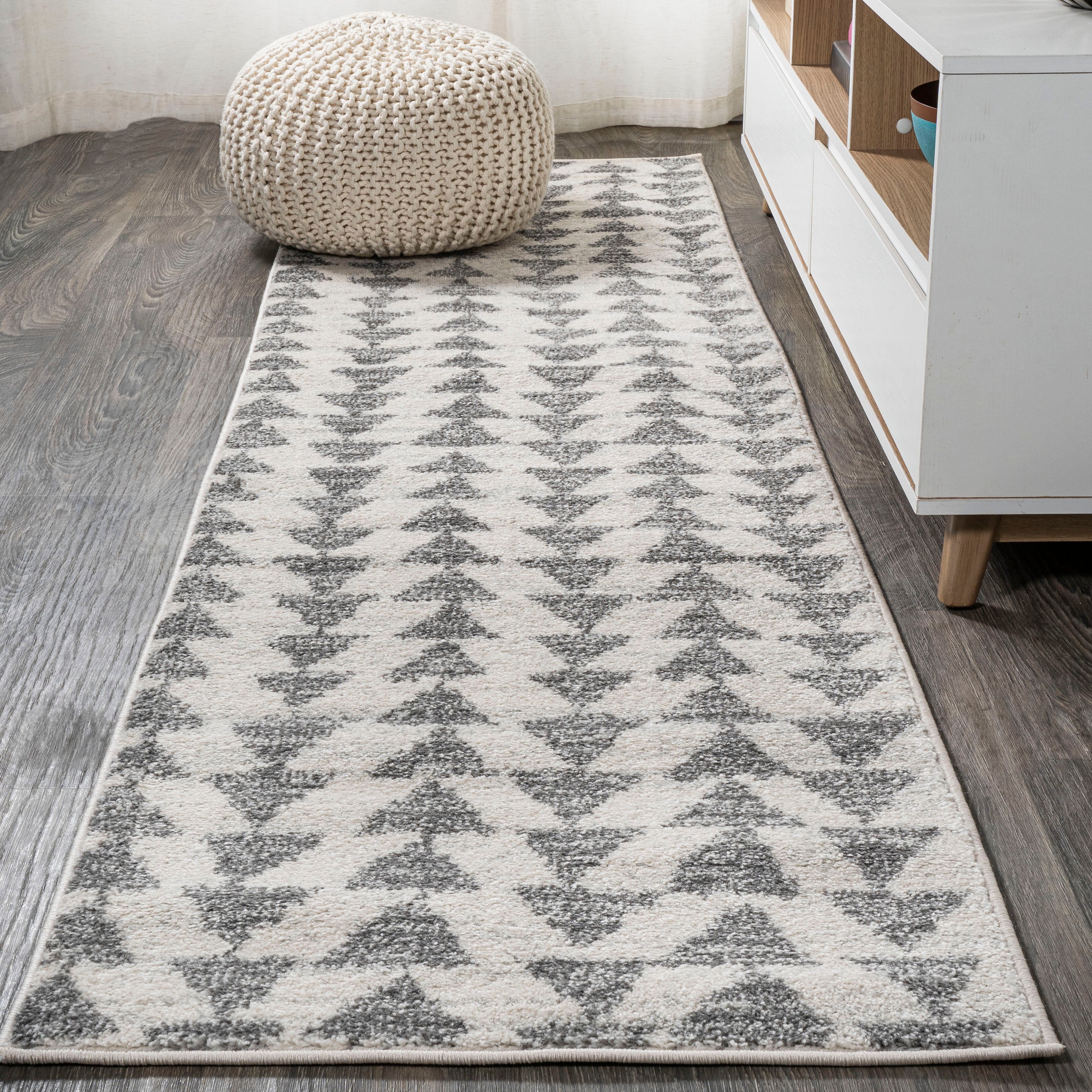 Aisha Moroccan Triangle Geometric Runner Rug