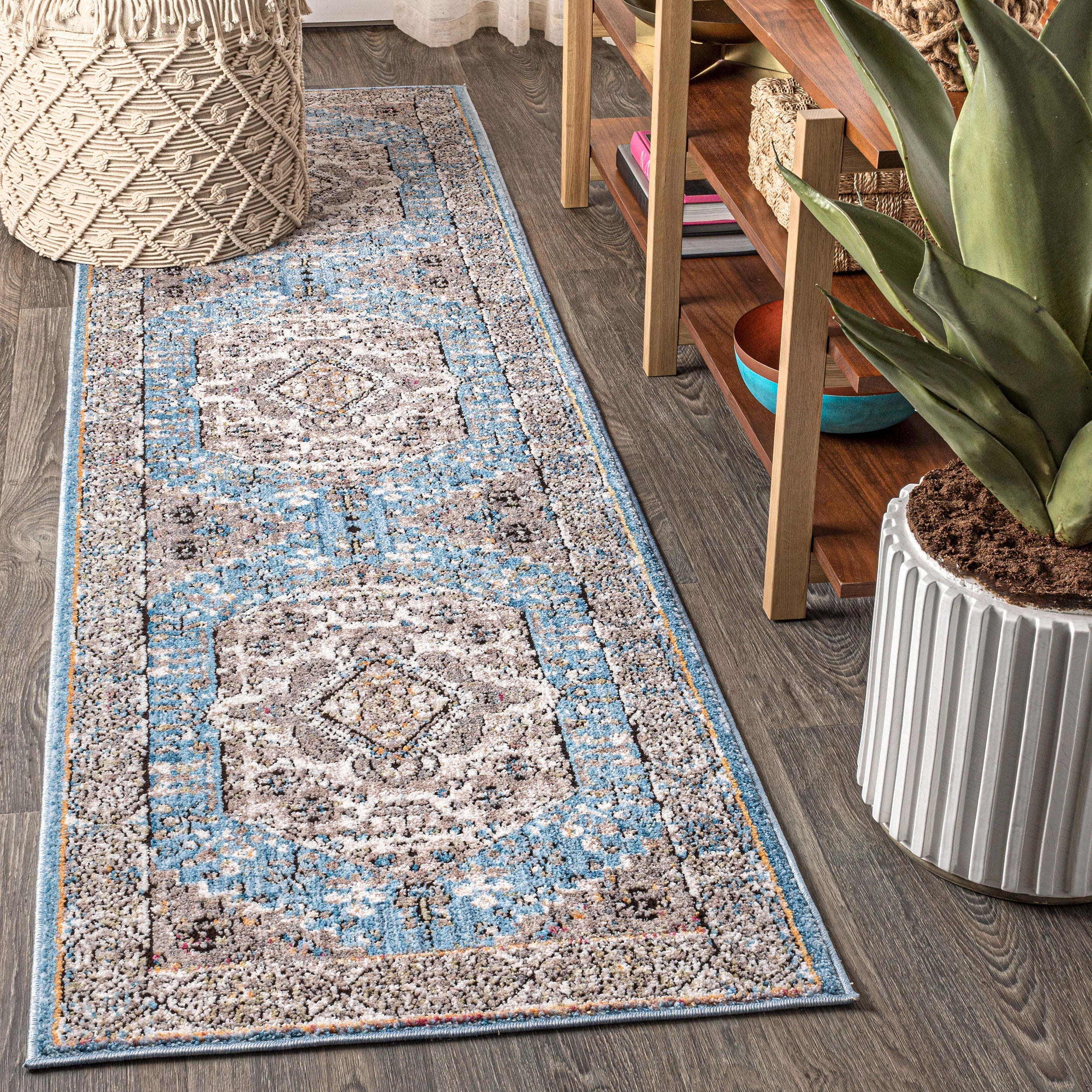 Kesan Vintage Medallion Runner Rug