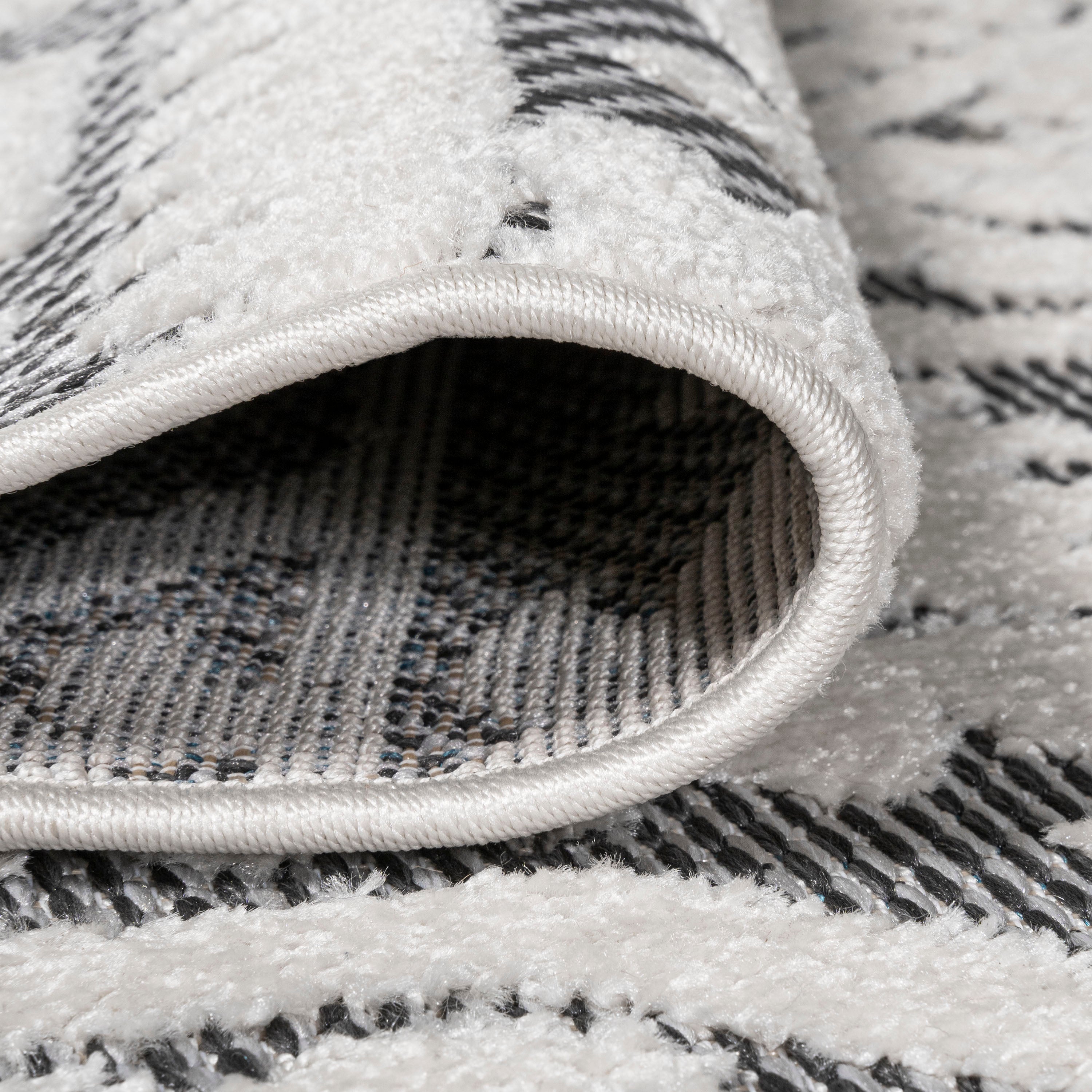 Rabat High-Low Pile Mini-Diamond Chic Indoor/Outdoor Runner Rug