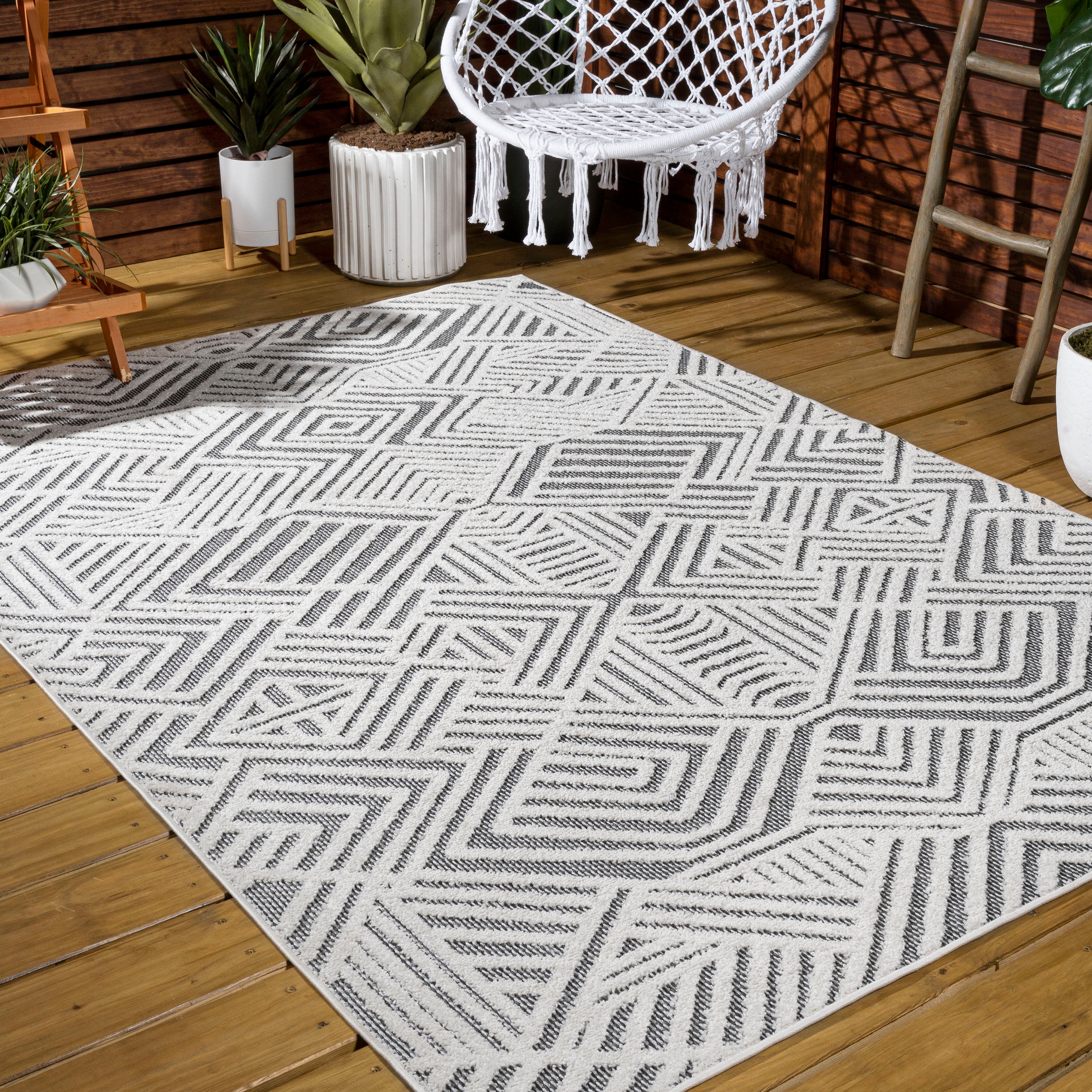 Jordan High-Low Pile Art Deco Geometric Indoor/Outdoor Area Rug