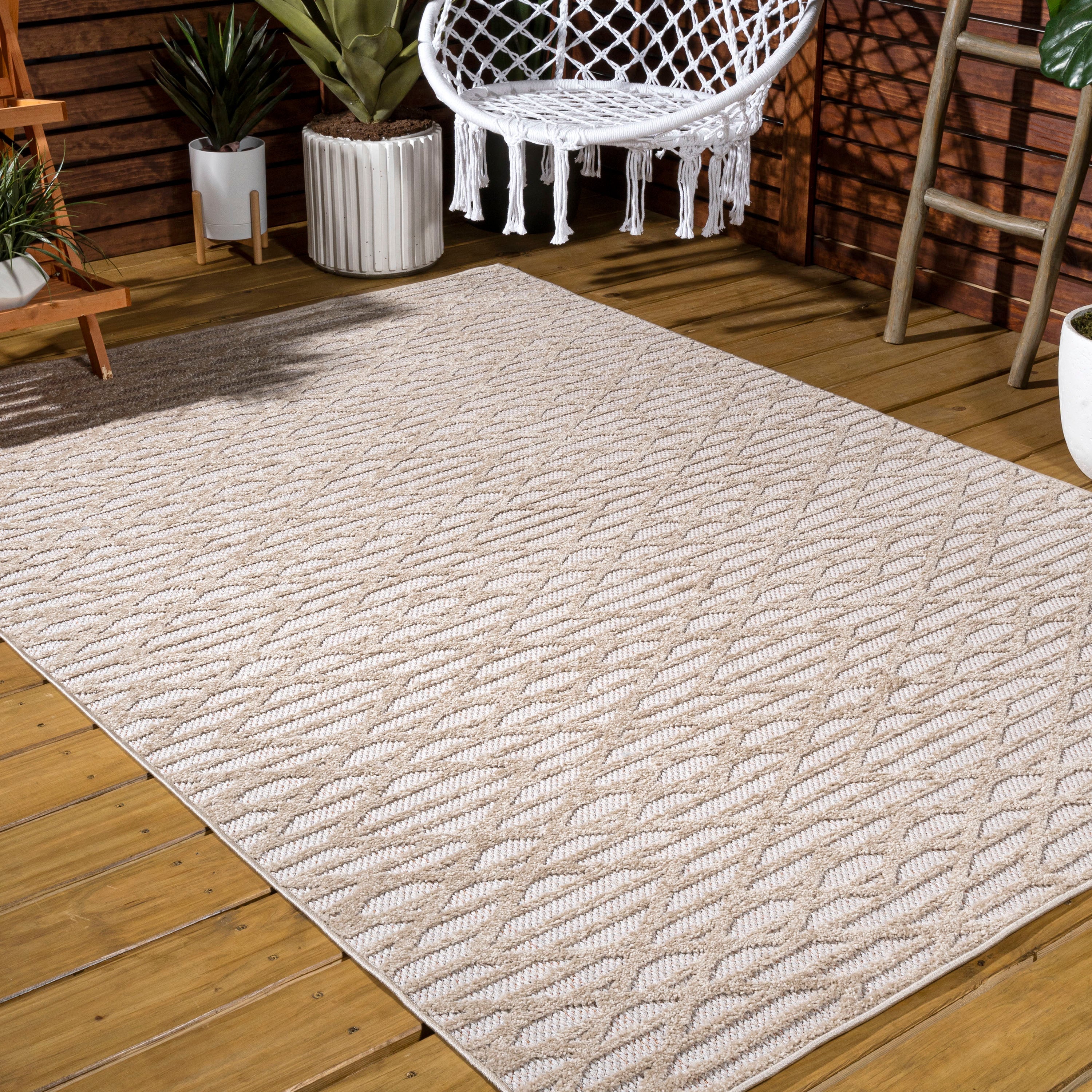 Ararat High-Low Pile Moroccan Diamond Modern Indoor/Outdoor Area Rug