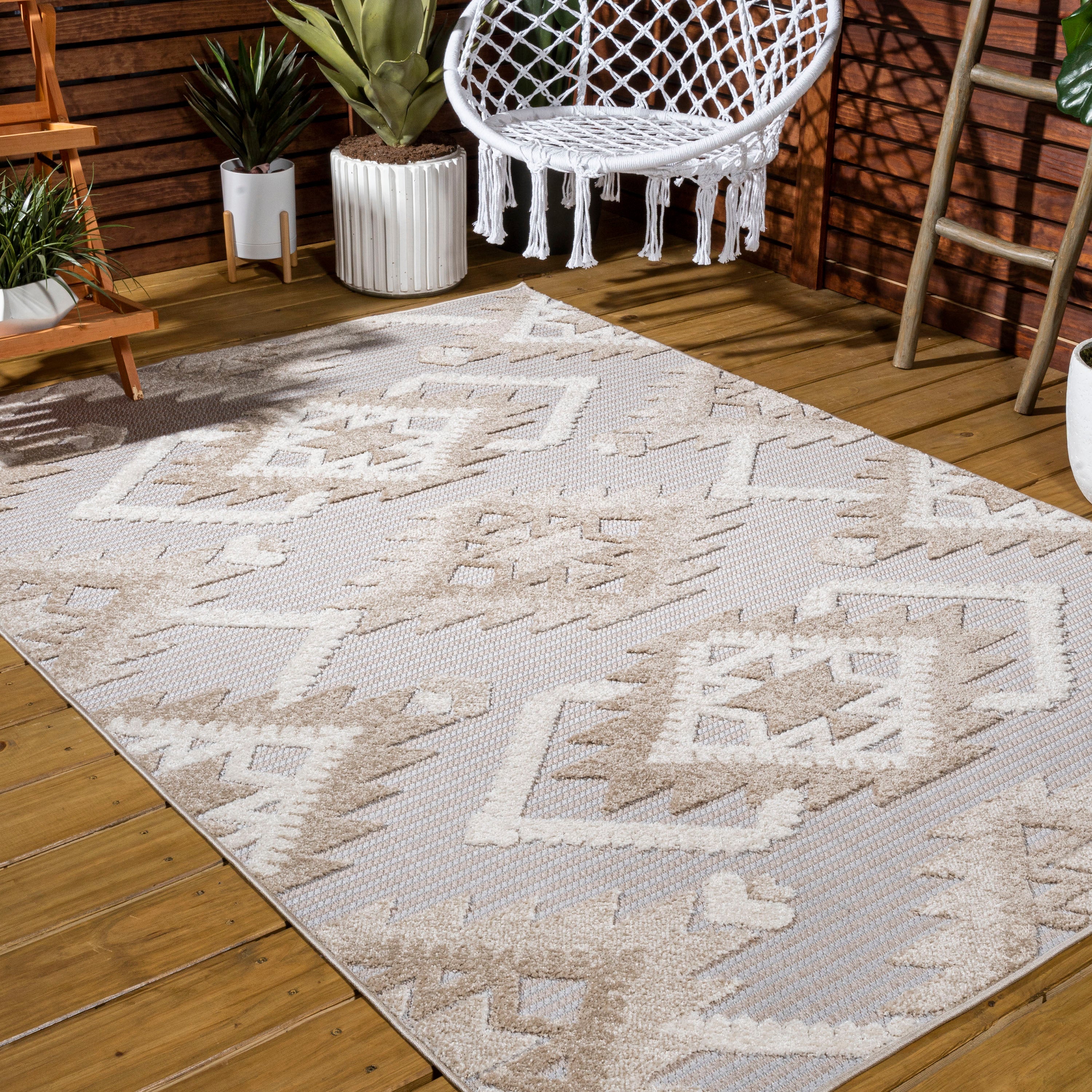 Sumak High-Low Pile Neutral Diamond Kilim Indoor/Outdoor Area Rug