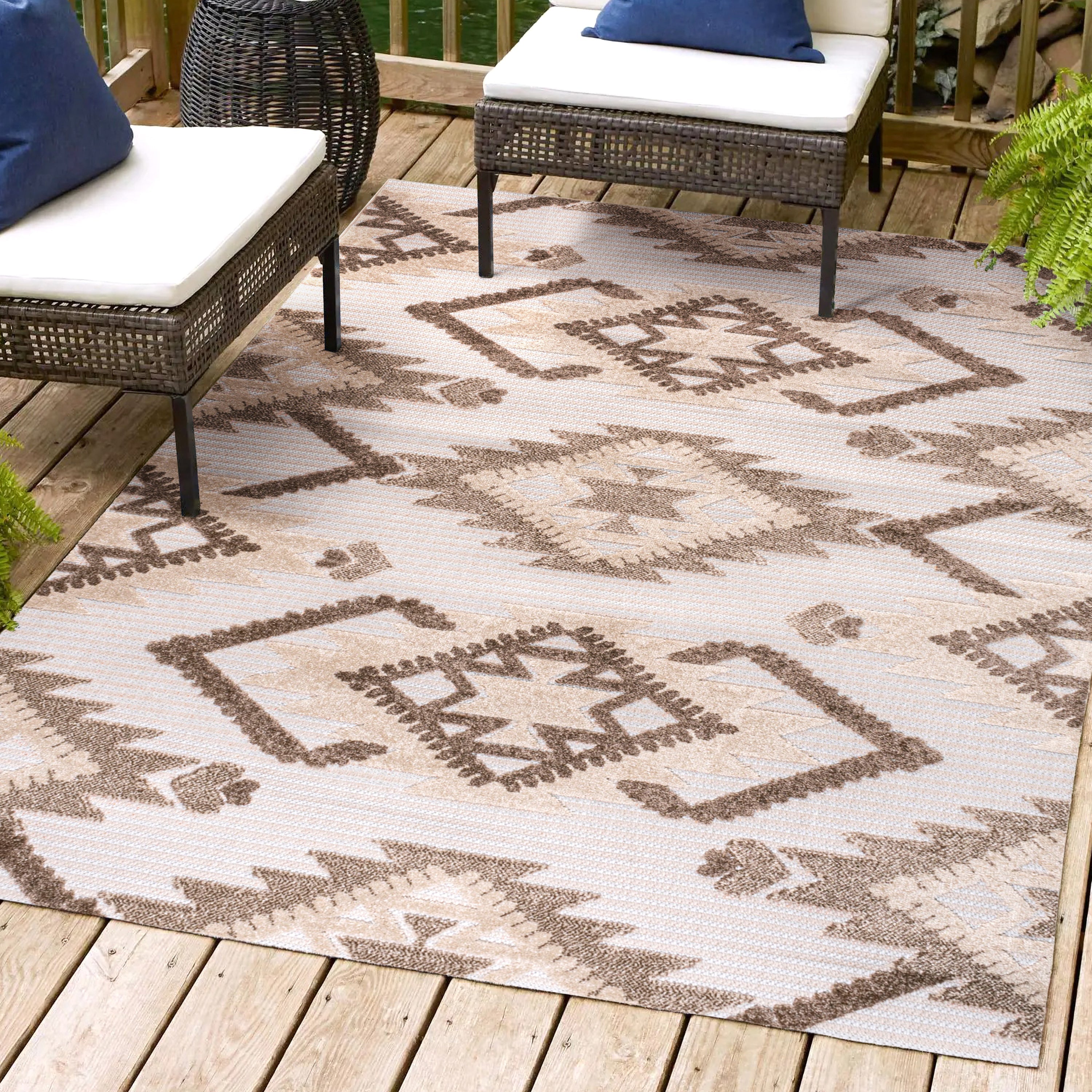 Sumak High-Low Pile Neutral Diamond Kilim Indoor/Outdoor Area Rug