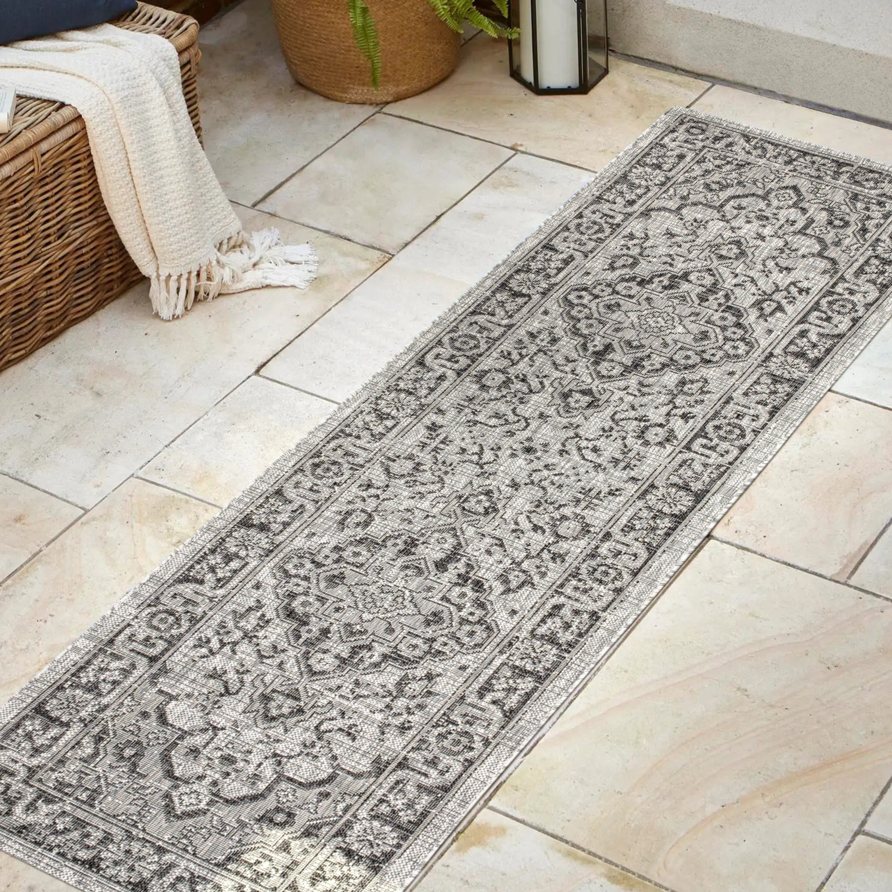 Rozetta Boho Medallion Textured Weave Indoor/Outdoor Runner Rug