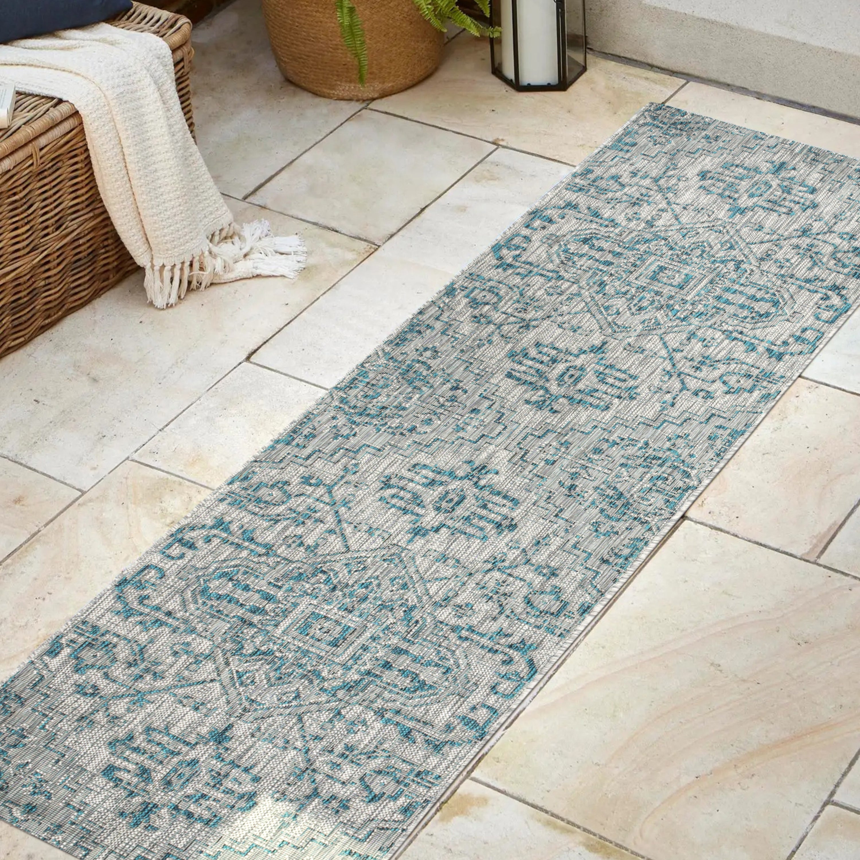 Estrella Bohemian Medallion Weave Indoor/Outdoor Runner Rug