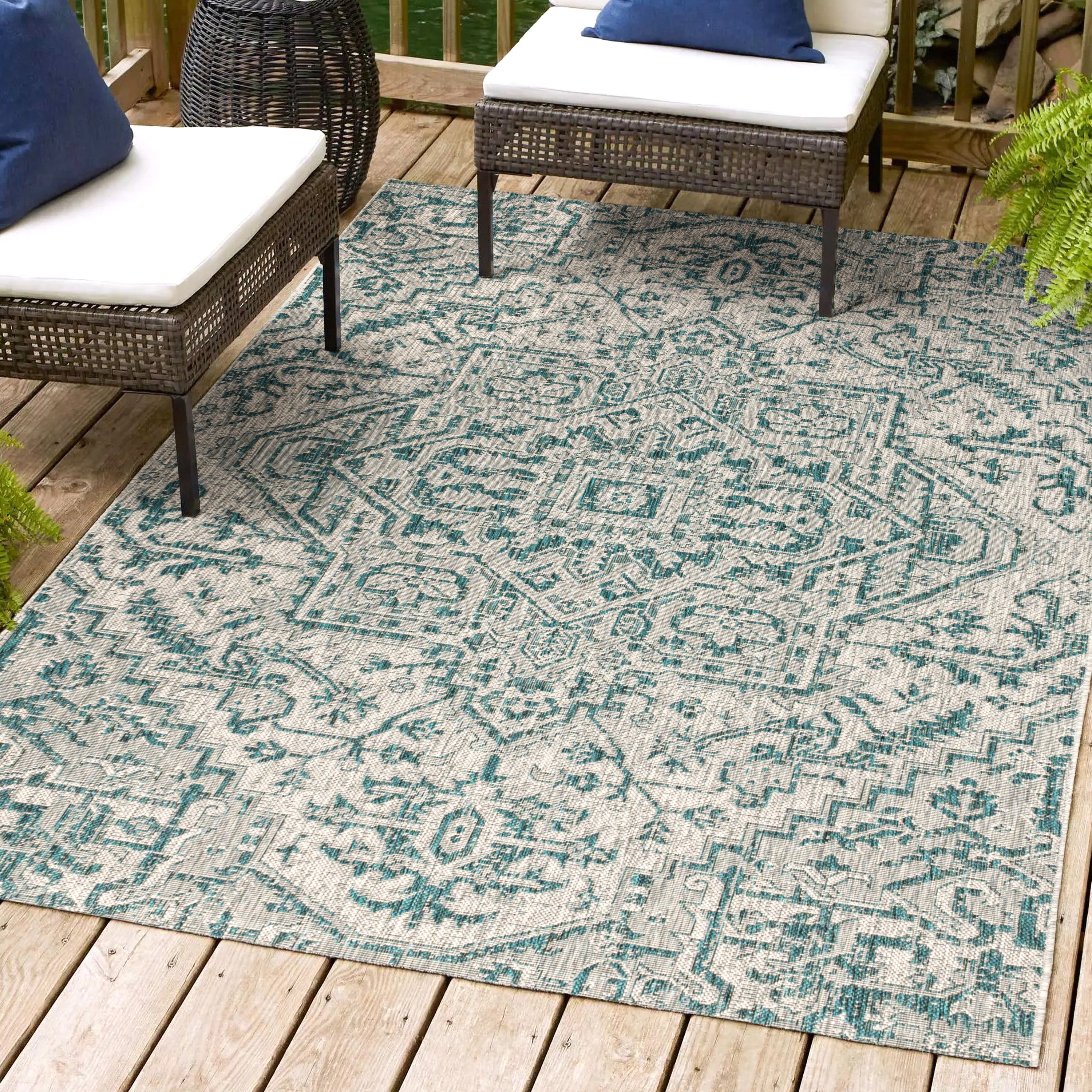 Estrella Bohemian Medallion Weave Indoor/Outdoor Area Rug