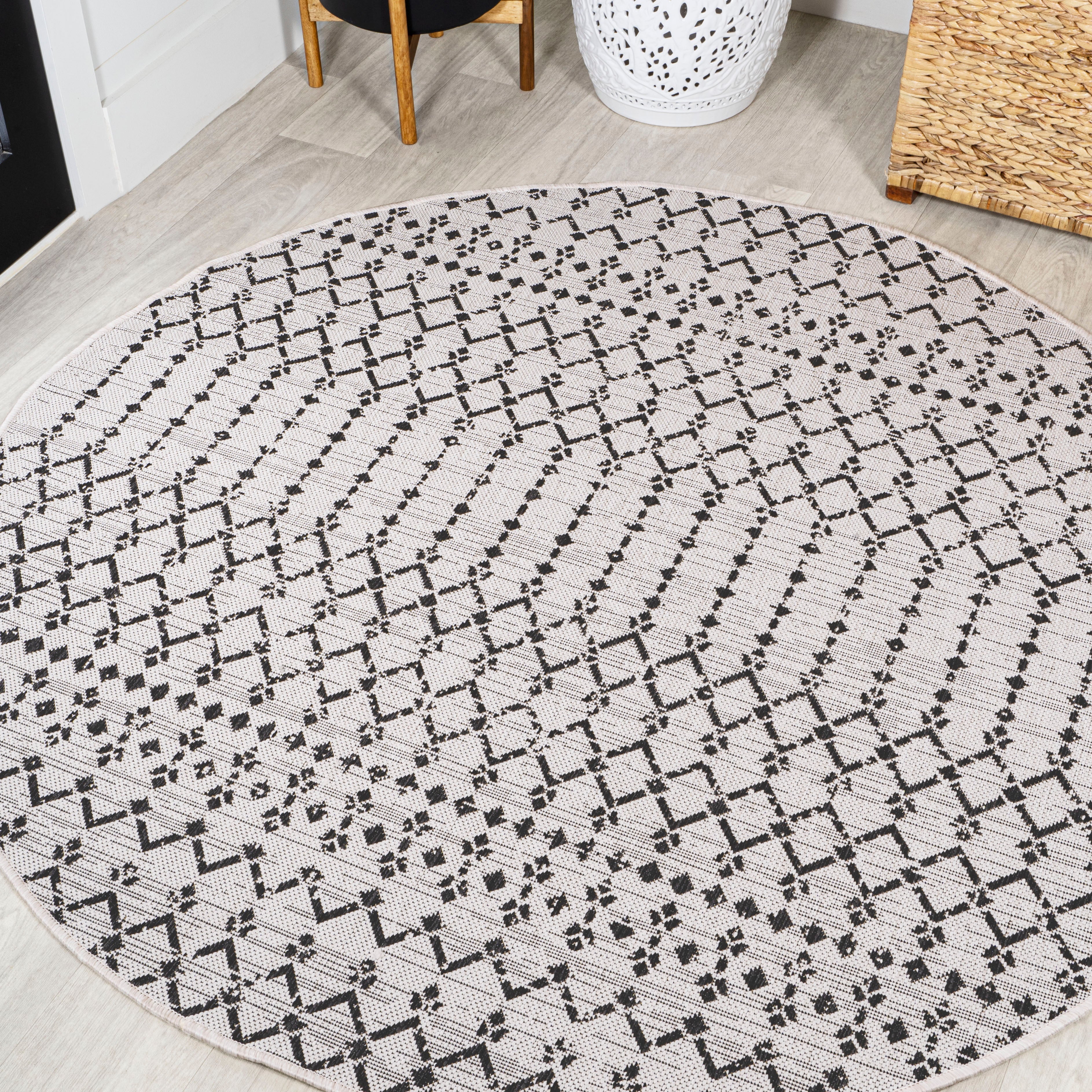 Ourika Moroccan Geometric Textured Weave Indoor/Outdoor Round Area Rug