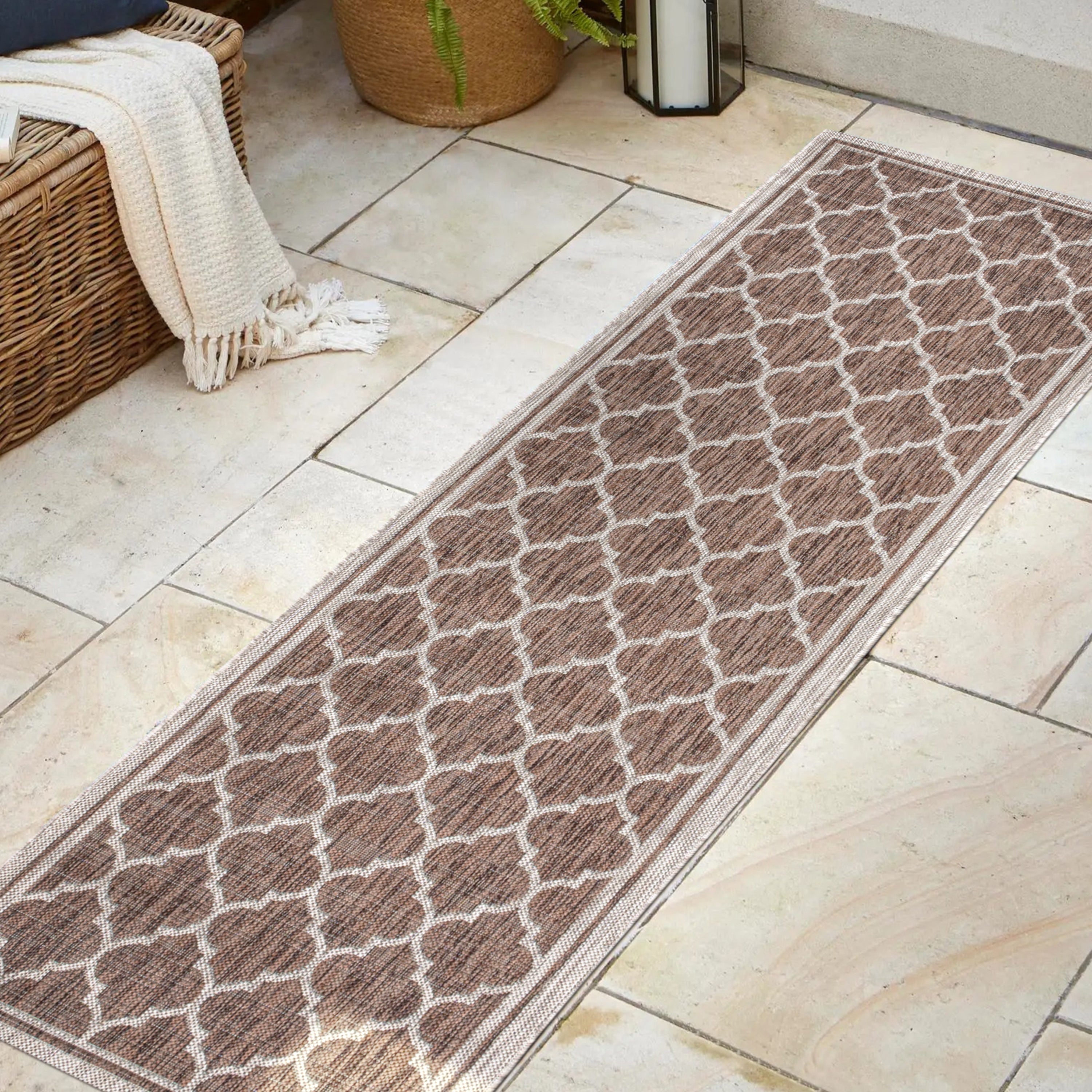 Trebol Moroccan Trellis Textured Indoor/Outdoor Runner Rug