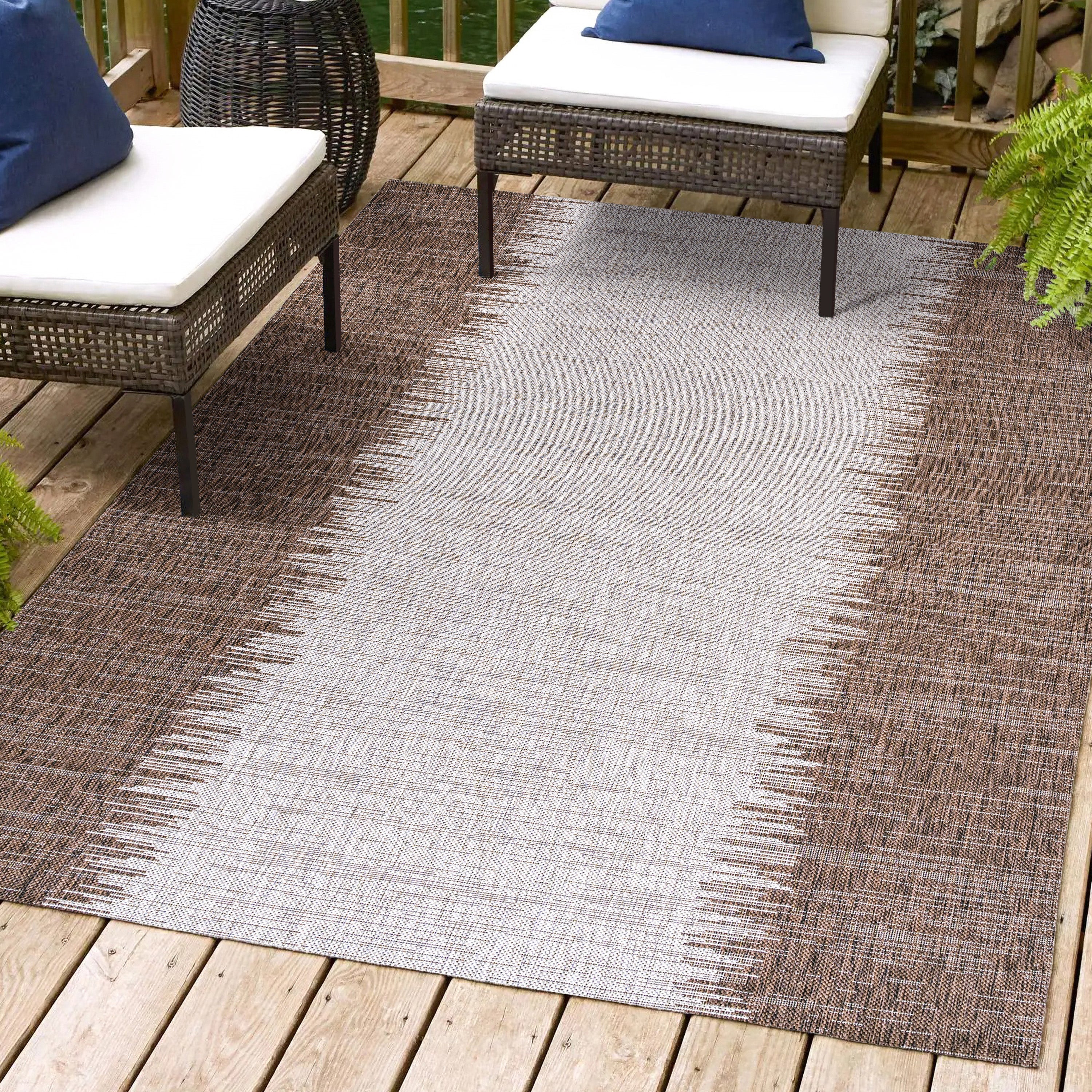 Tavira Modern Strie' Indoor/Outdoor Area Rug