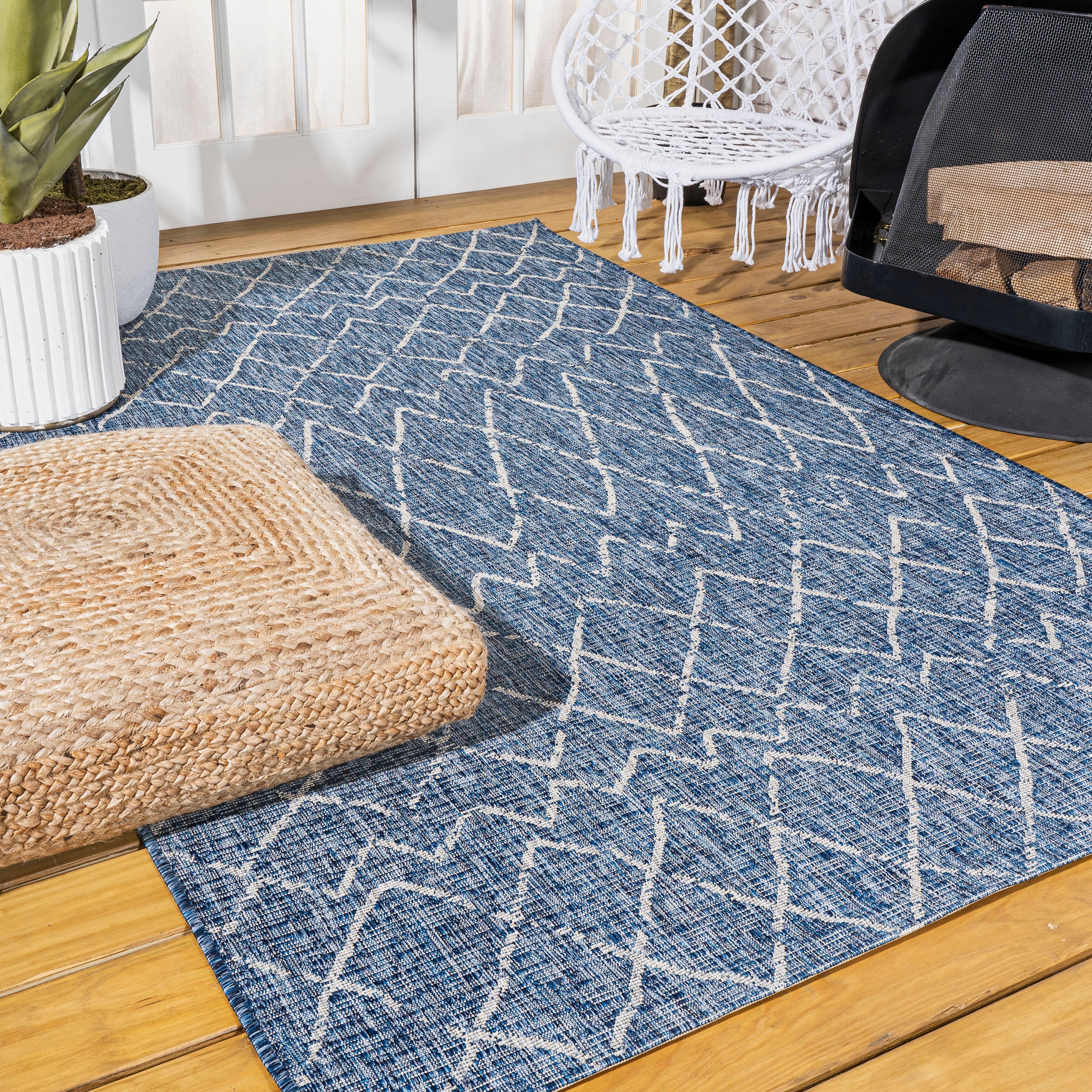 Madaba Moroccan Trellis Indoor/Outdoor Area Rug