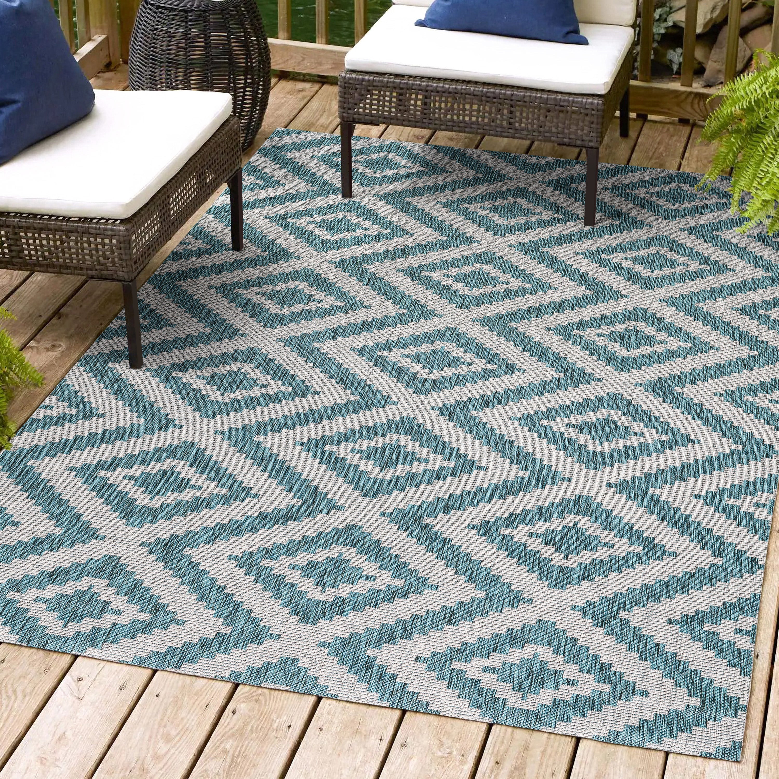 Sintra Diamond Tribal Indoor/Outdoor Area Rug