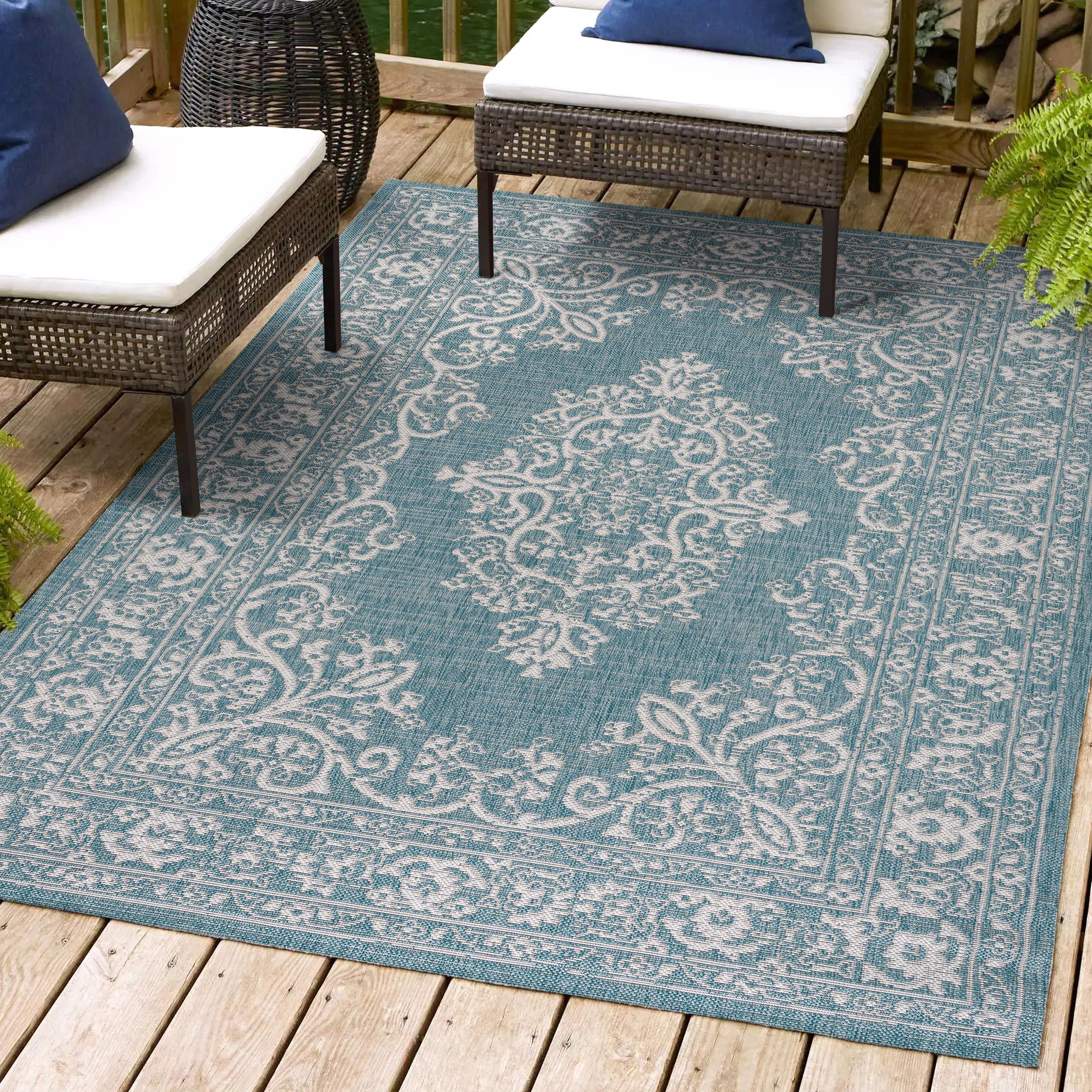 Galon Filigree Indoor/Outdoor Area Rug