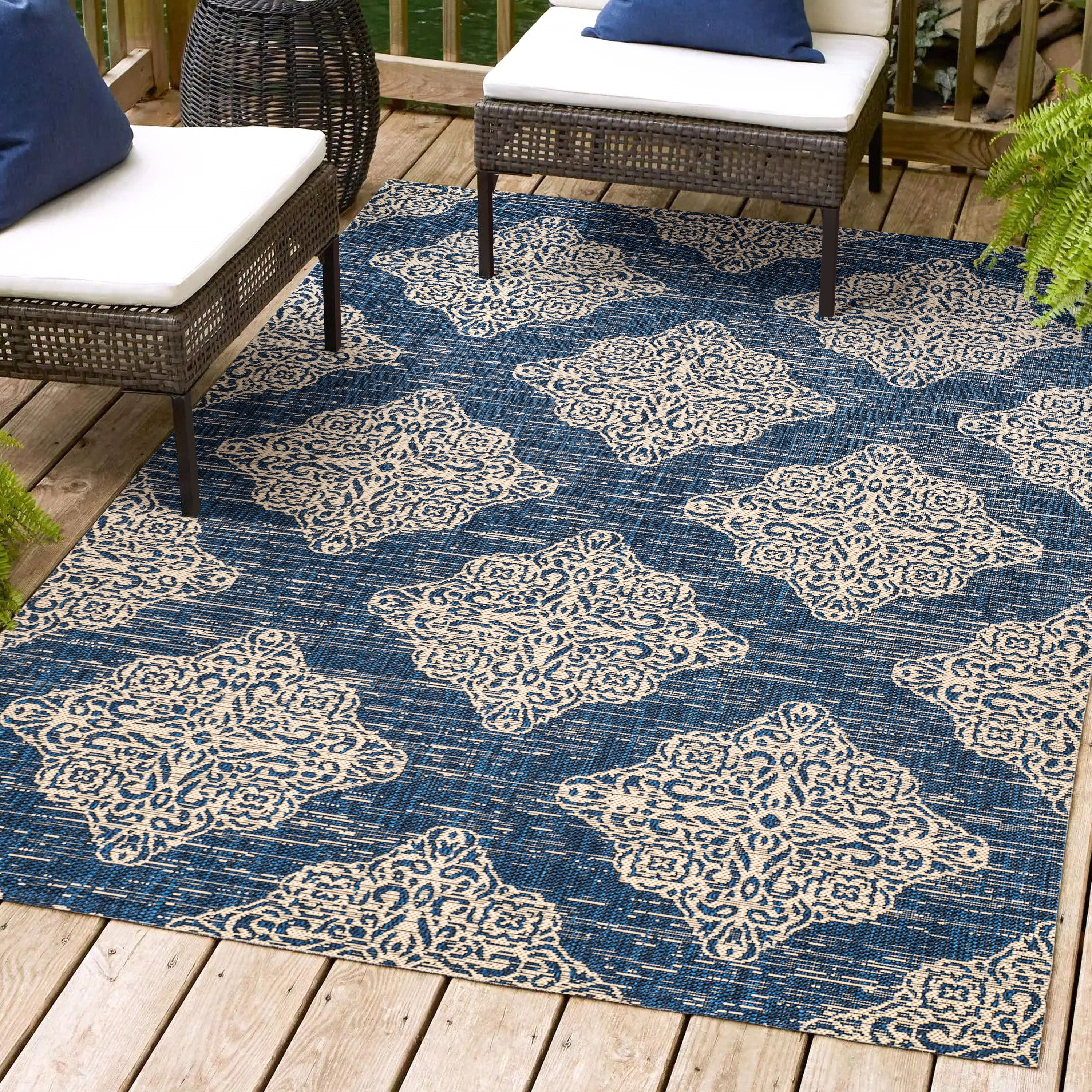 Tuscany Ornate Medallions Indoor/Outdoor Area Rug