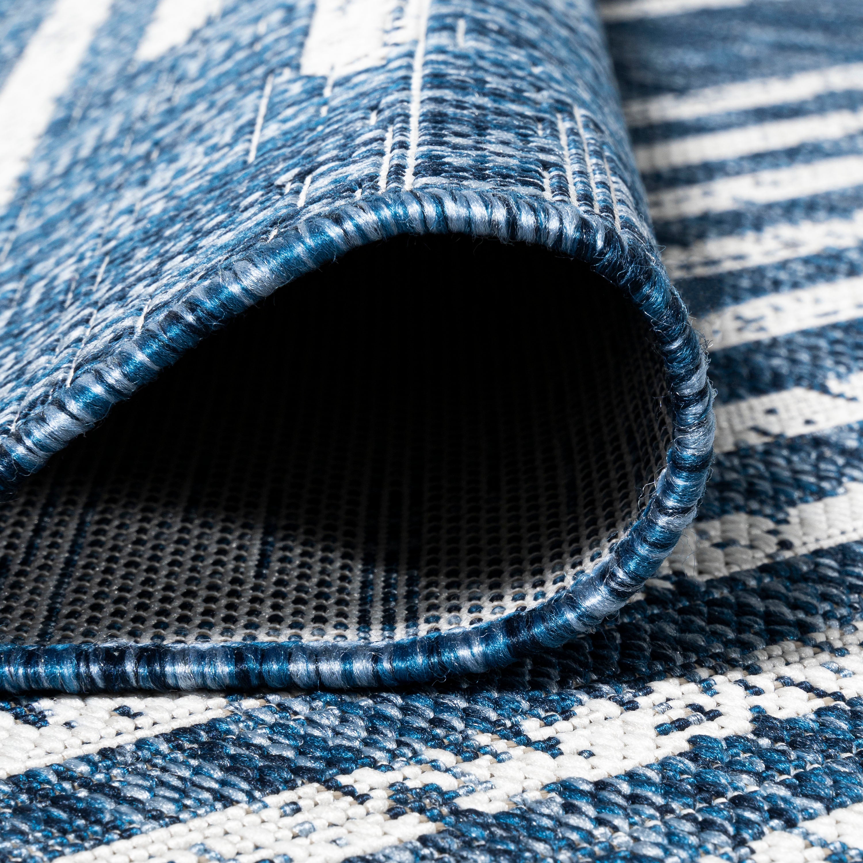 Zolak Berber Stripe Geometric Indoor/Outdoor Runner Rug