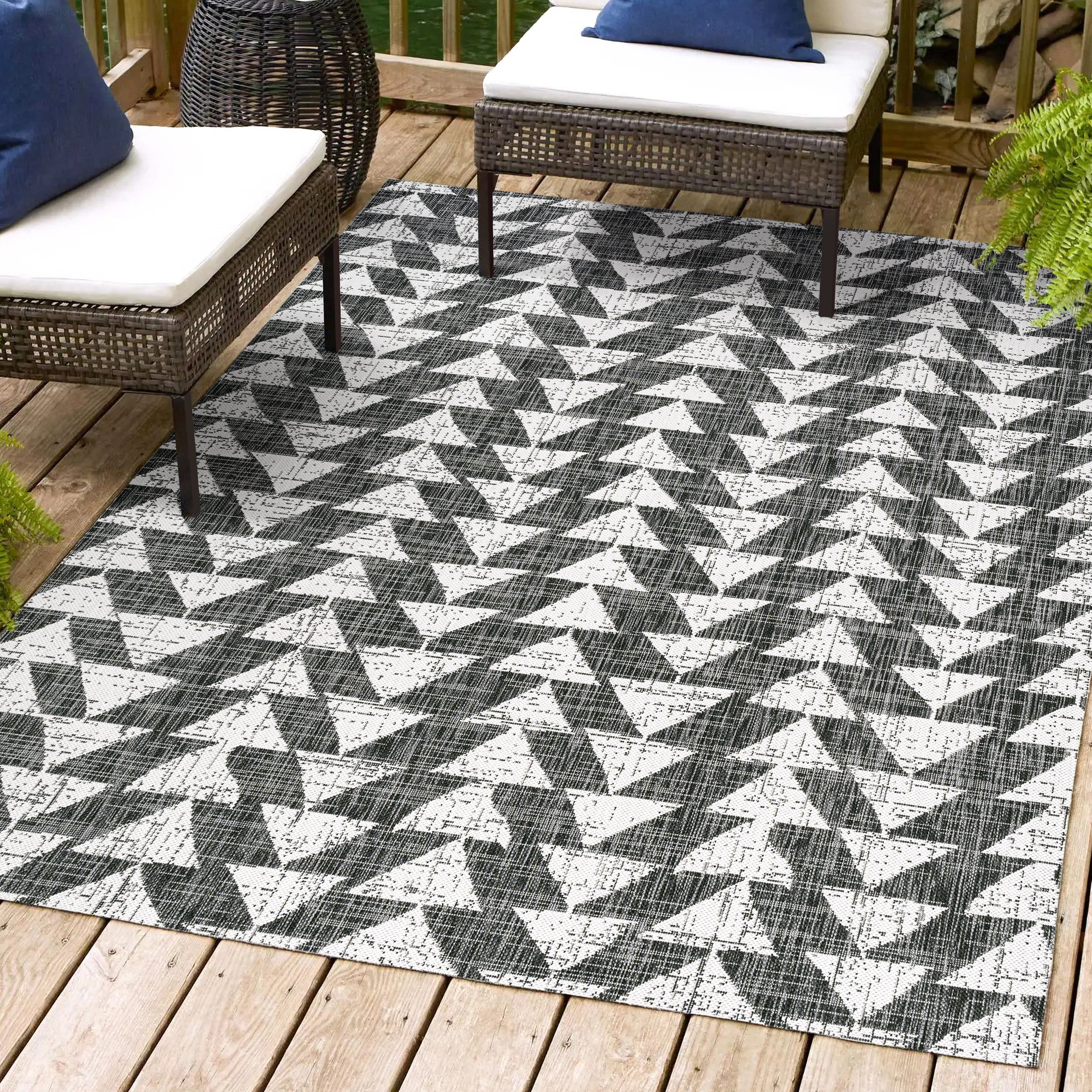 Andratx Modern Tribal Geometric Indoor/Outdoor Area Rug