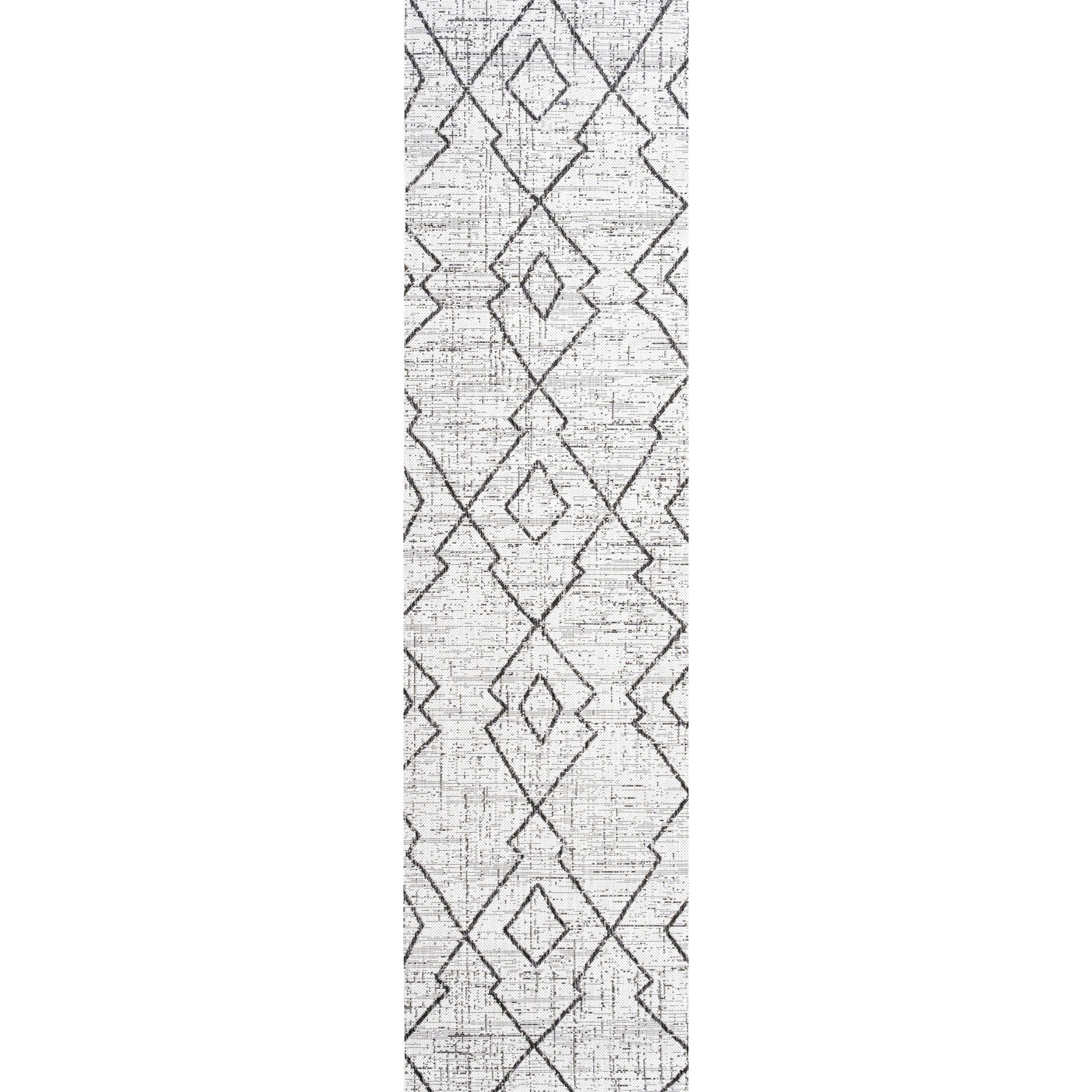 Carwa Tribal Diamond Trellis Indoor/Outdoor Runner Rug