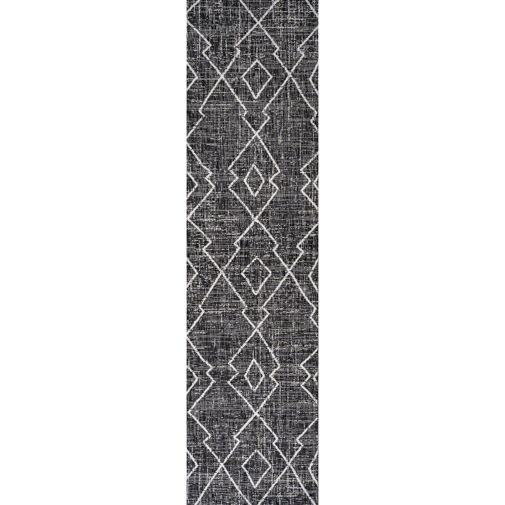 Carwa Tribal Diamond Trellis Indoor/Outdoor Runner Rug