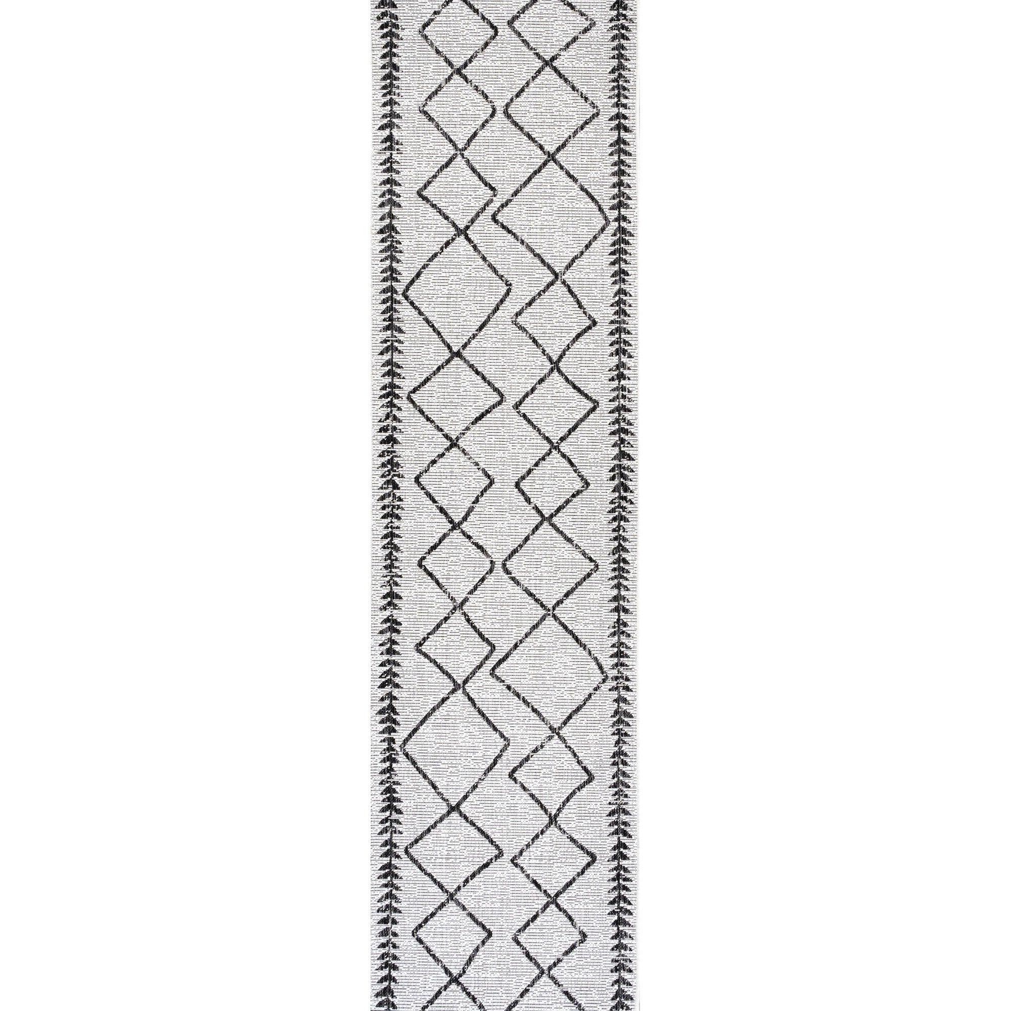 Derya Tribal Diamond Trellis Indoor/Outdoor Runner Rug