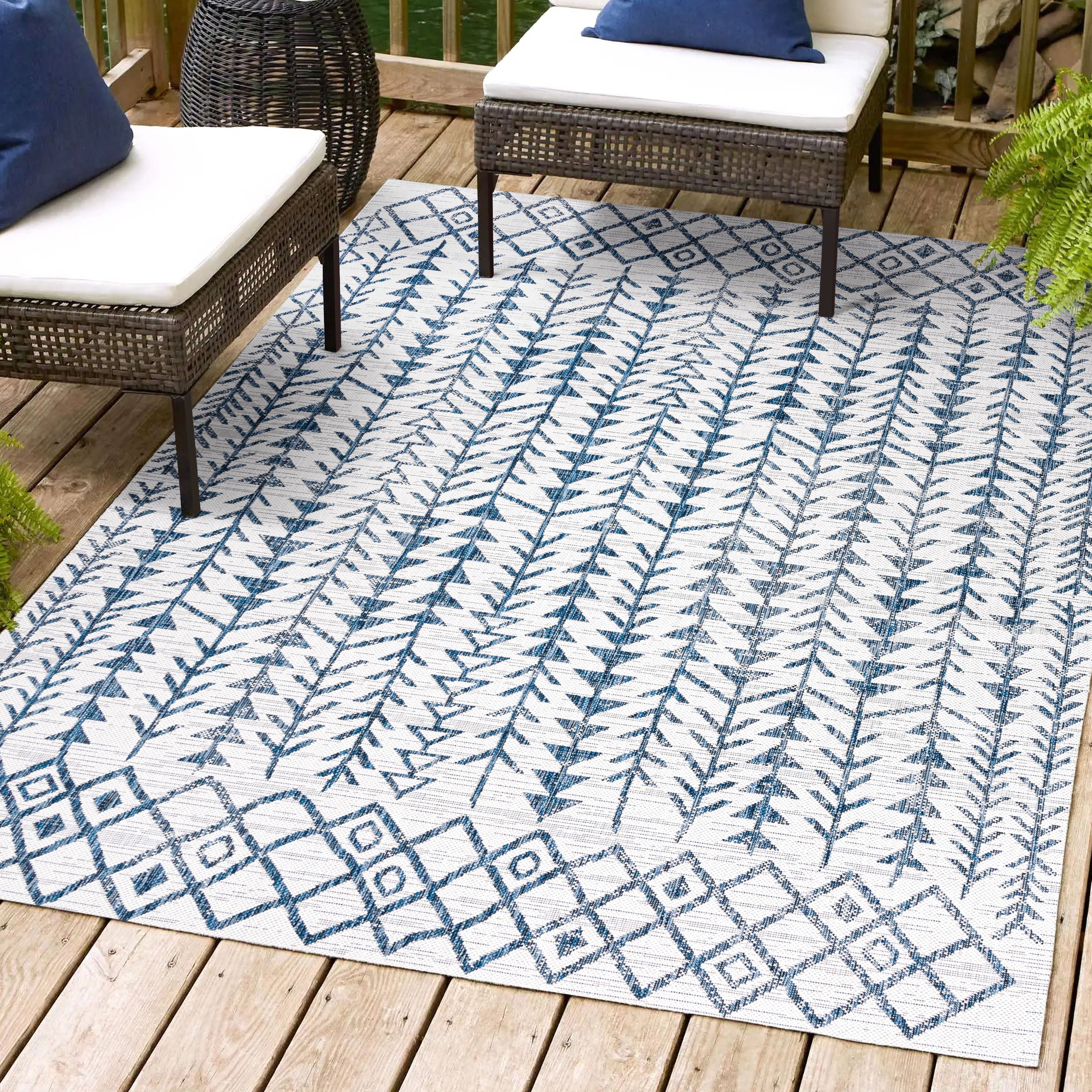 Tokay Bohemian Geometric Bold Indoor/Outdoor Area Rug