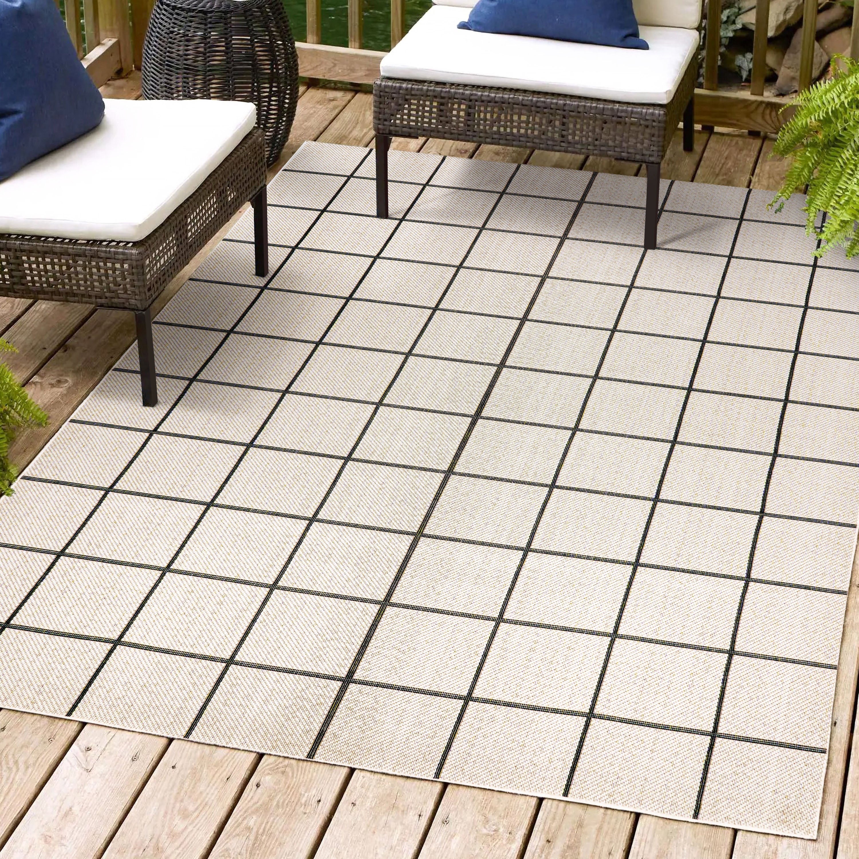 Grid Modern Squares Indoor/Outdoor Square Area Rug