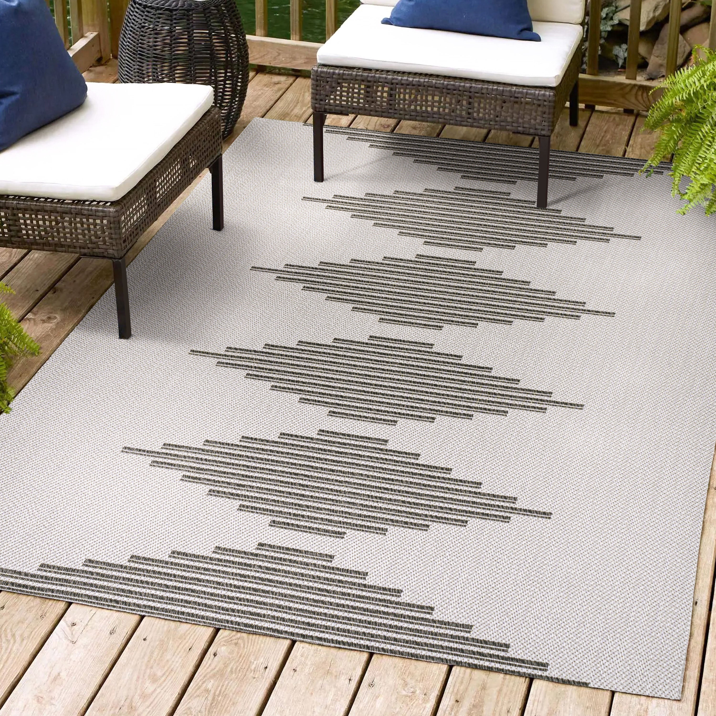 Vinales Diamond Stripe Indoor/Outdoor Area Rug