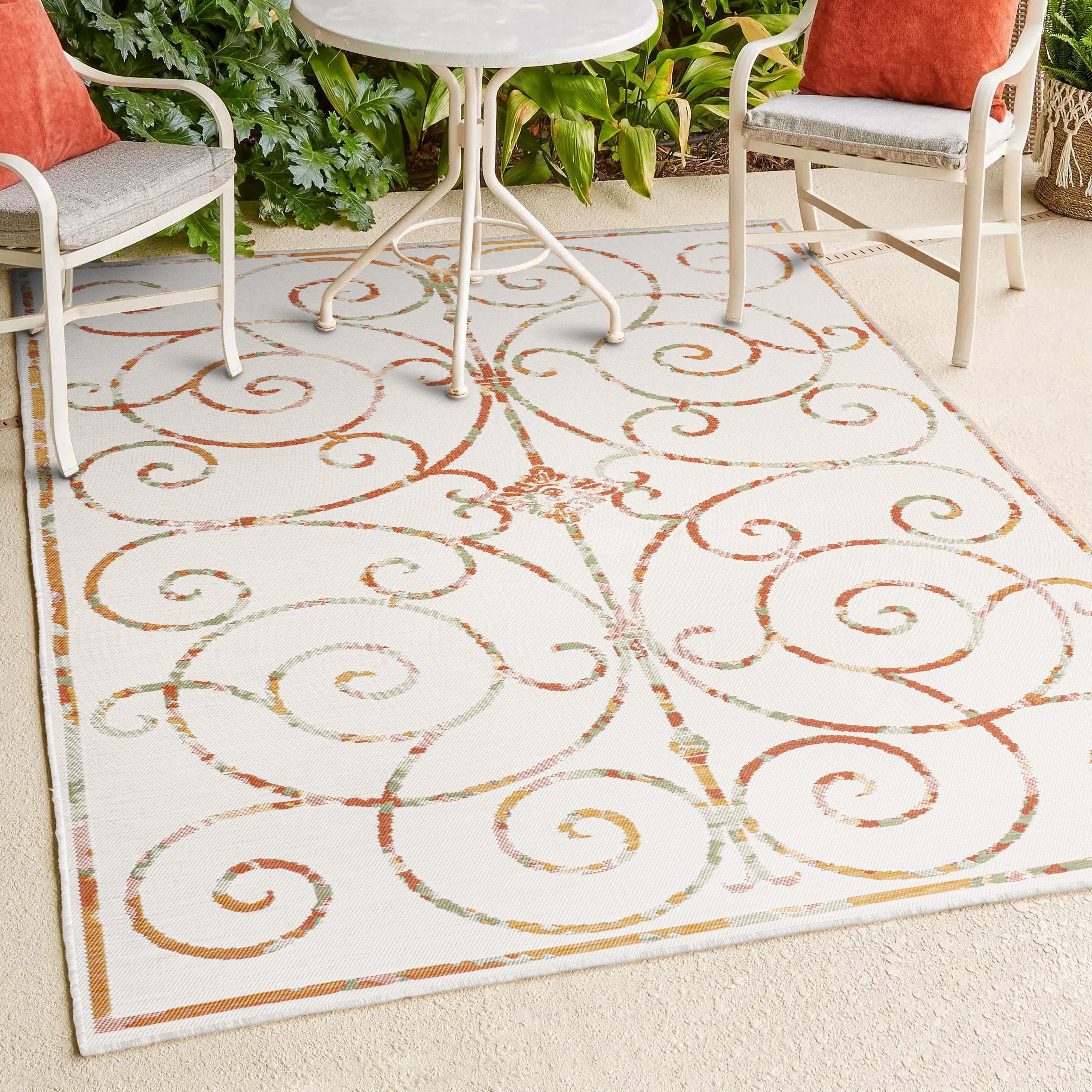 Danae Classic Cottage Filigree Scroll Reversible Machine-Washable Indoor/Outdoor Area Rug