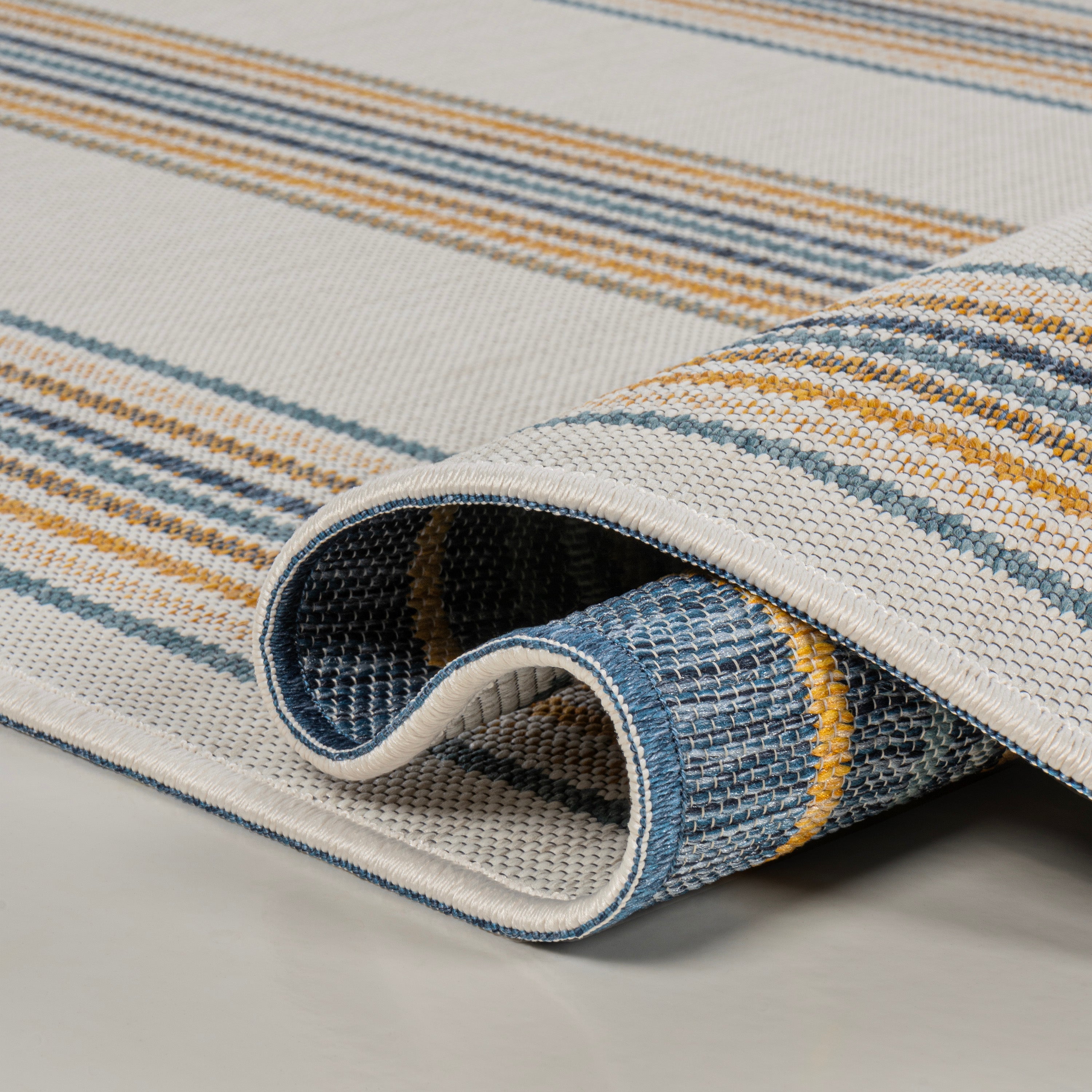 Argo Classic Nautical Mitre Stripe Reversible Machine-Washable Indoor/Outdoor Runner Rug