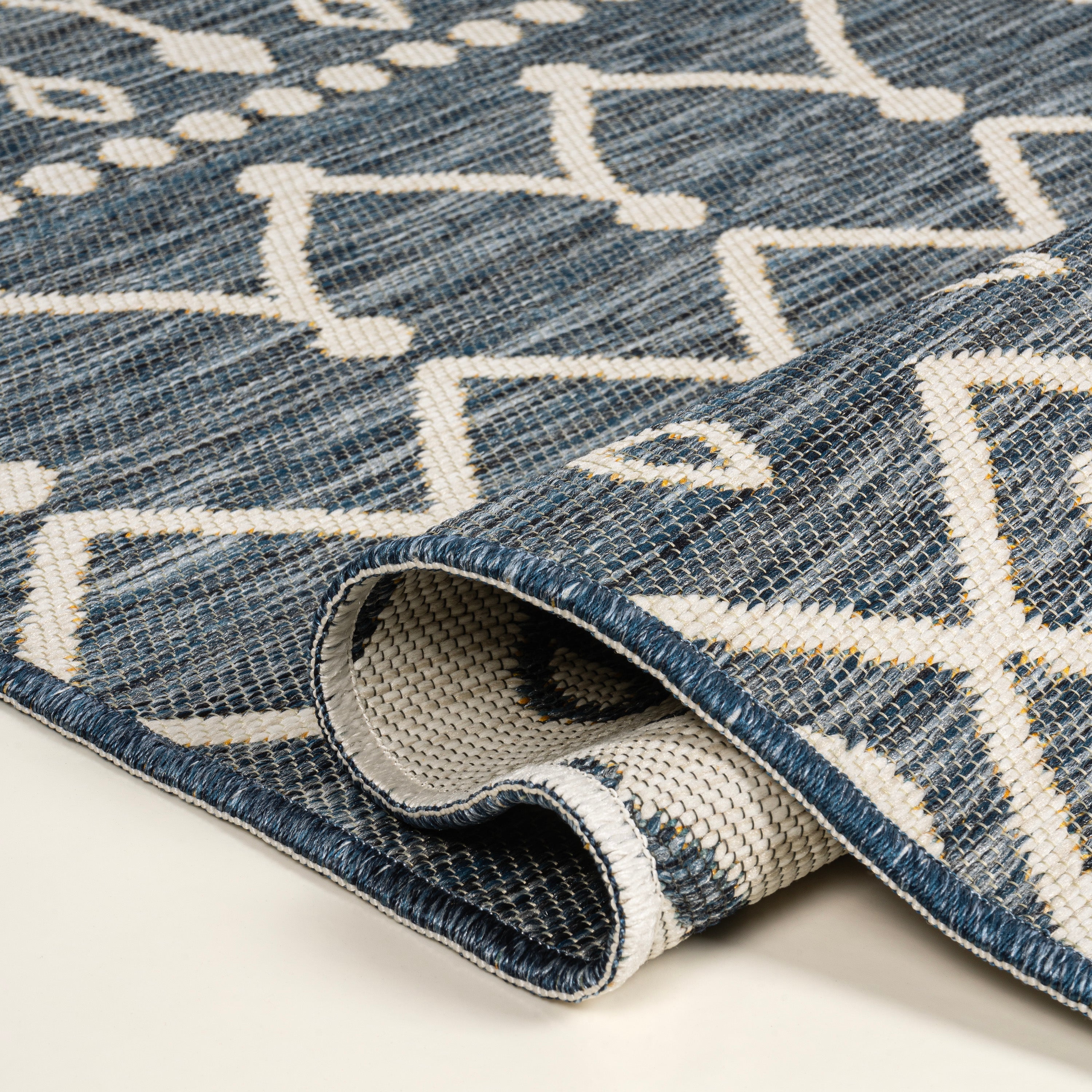 Zana Modern Geometric Moroccan Reversible Machine-Washable Indoor/Outdoor Area Rug