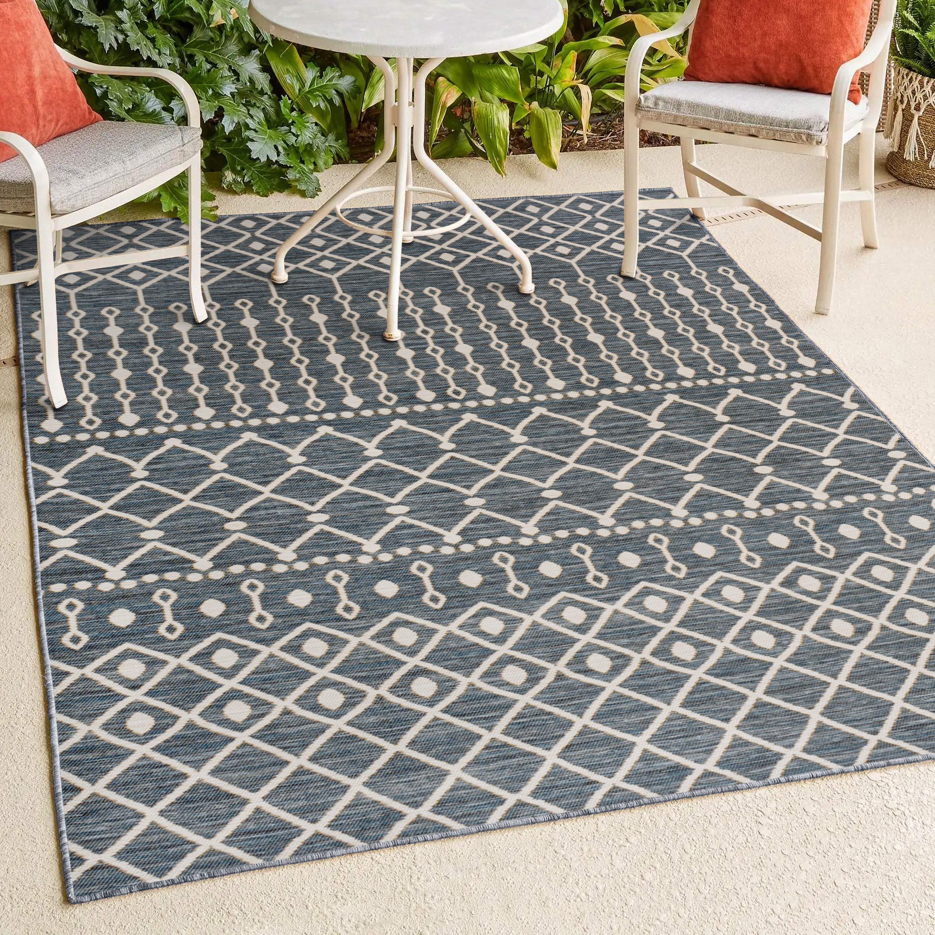 Zana Modern Geometric Moroccan Reversible Machine-Washable Indoor/Outdoor Area Rug