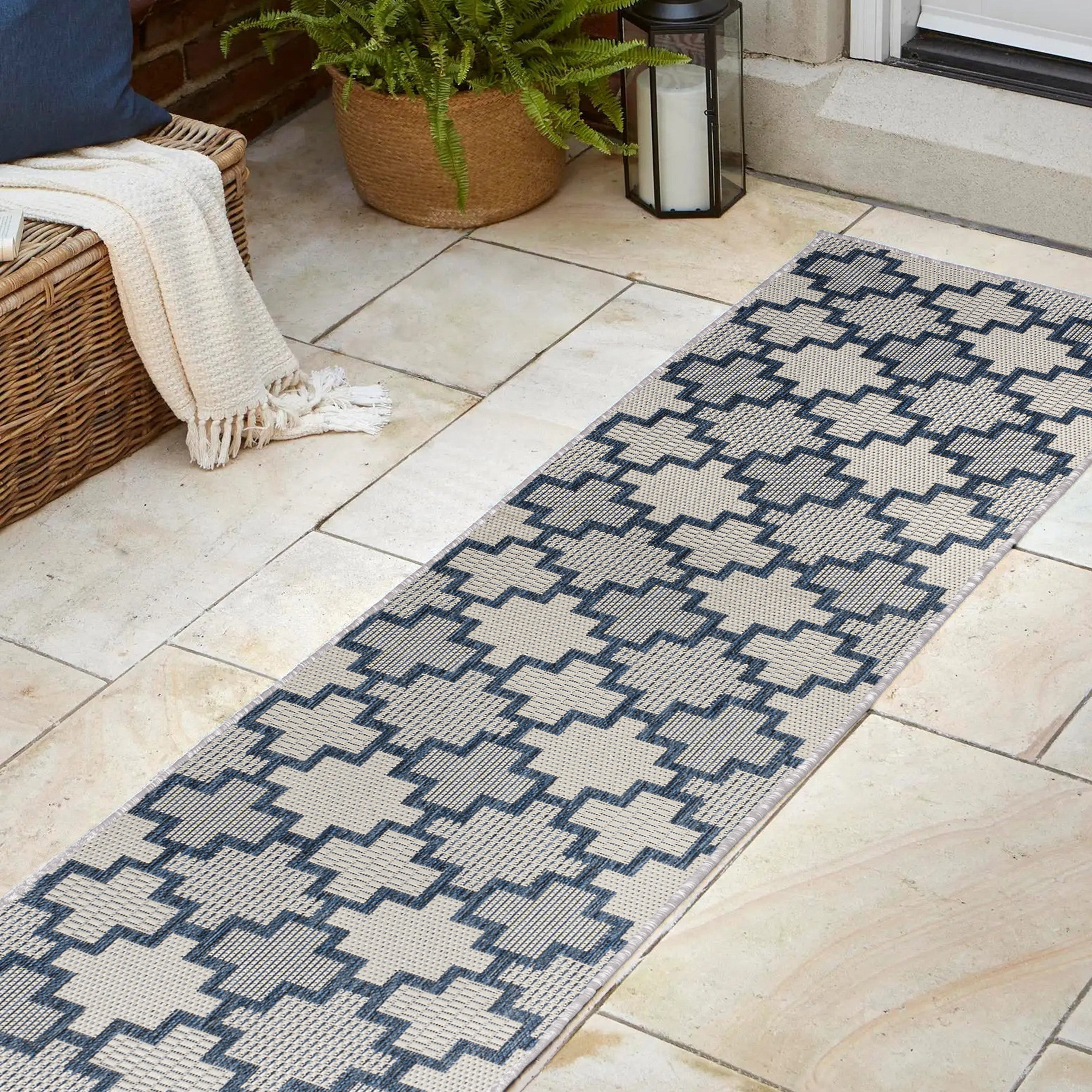 Cyrus Modern Geometric Tile Pattern Indoor/Outdoor Runner Rug