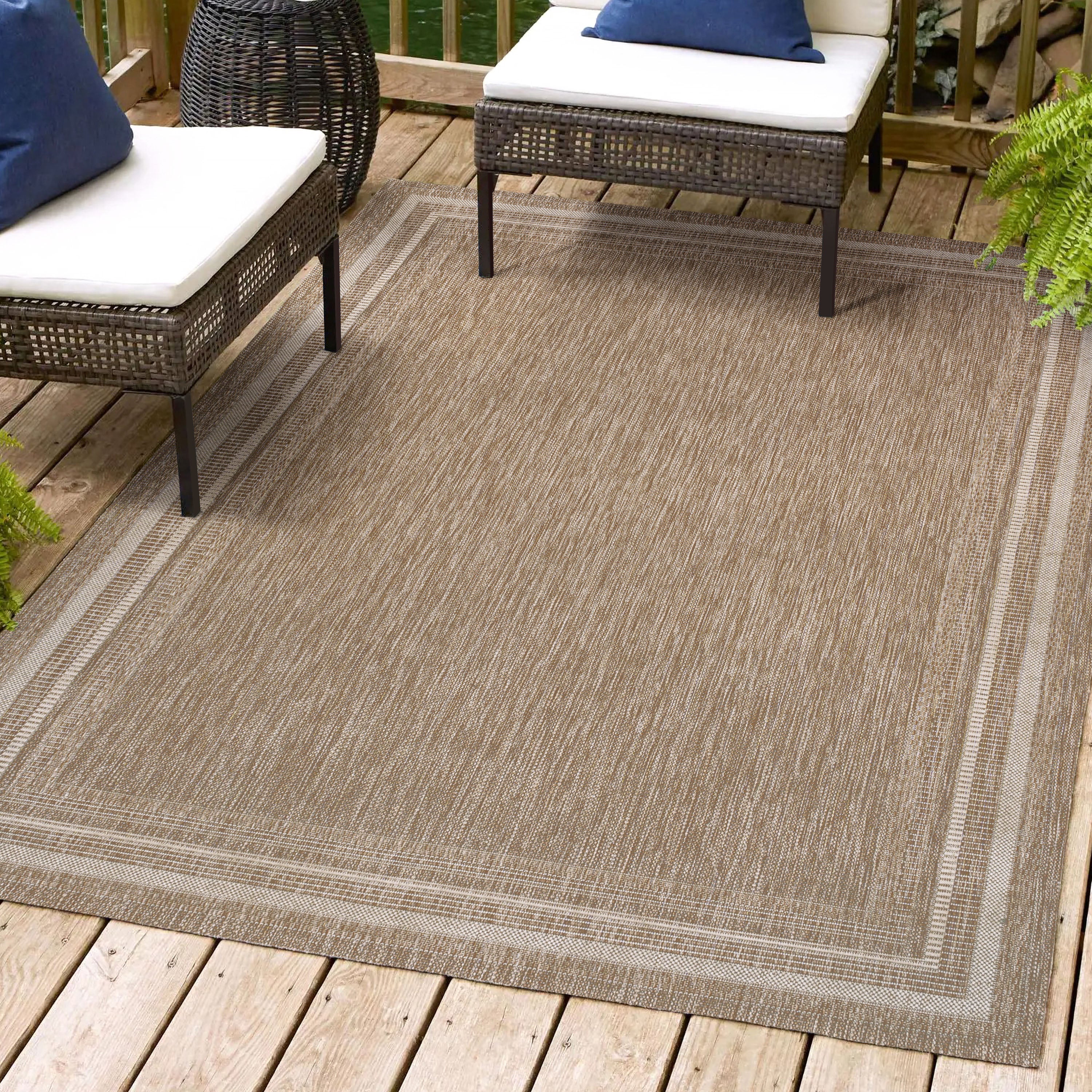 Lido Traditional Casual Pinstripe Border Indoor/Outdoor Area Rug